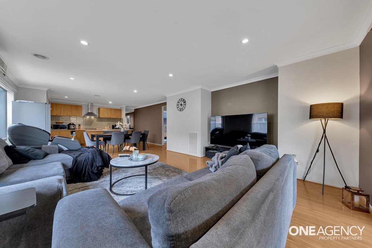 25 Aruba Avenue, Point Cook, Point Cook - Thumbnail 3