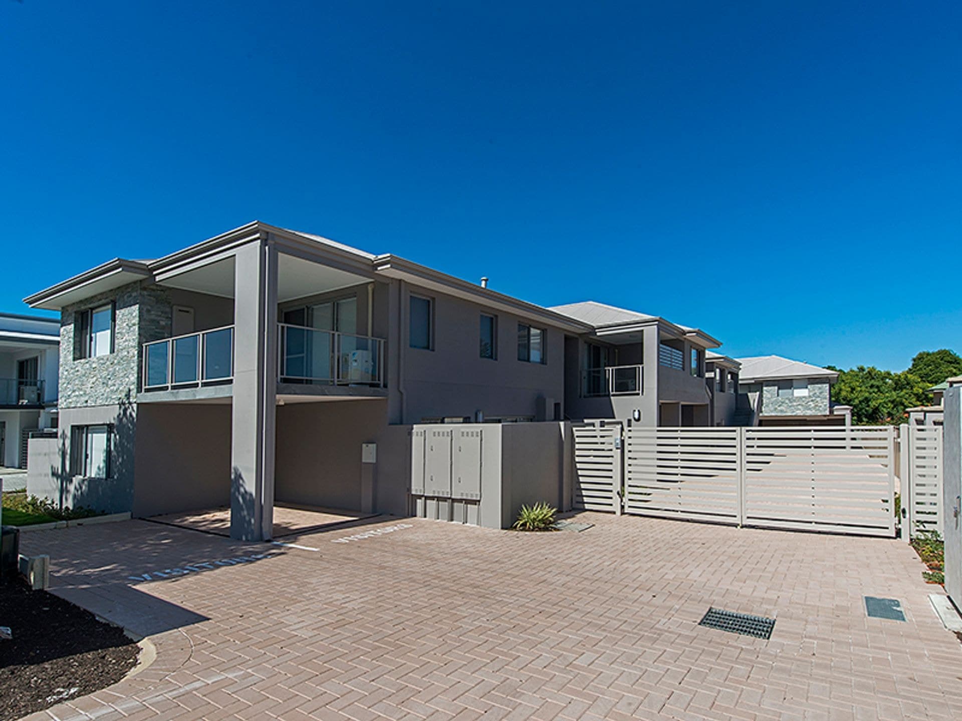 8/358 Hardey Road, Cloverdale, WA, 6105, Cloverdale - Thumbnail 2