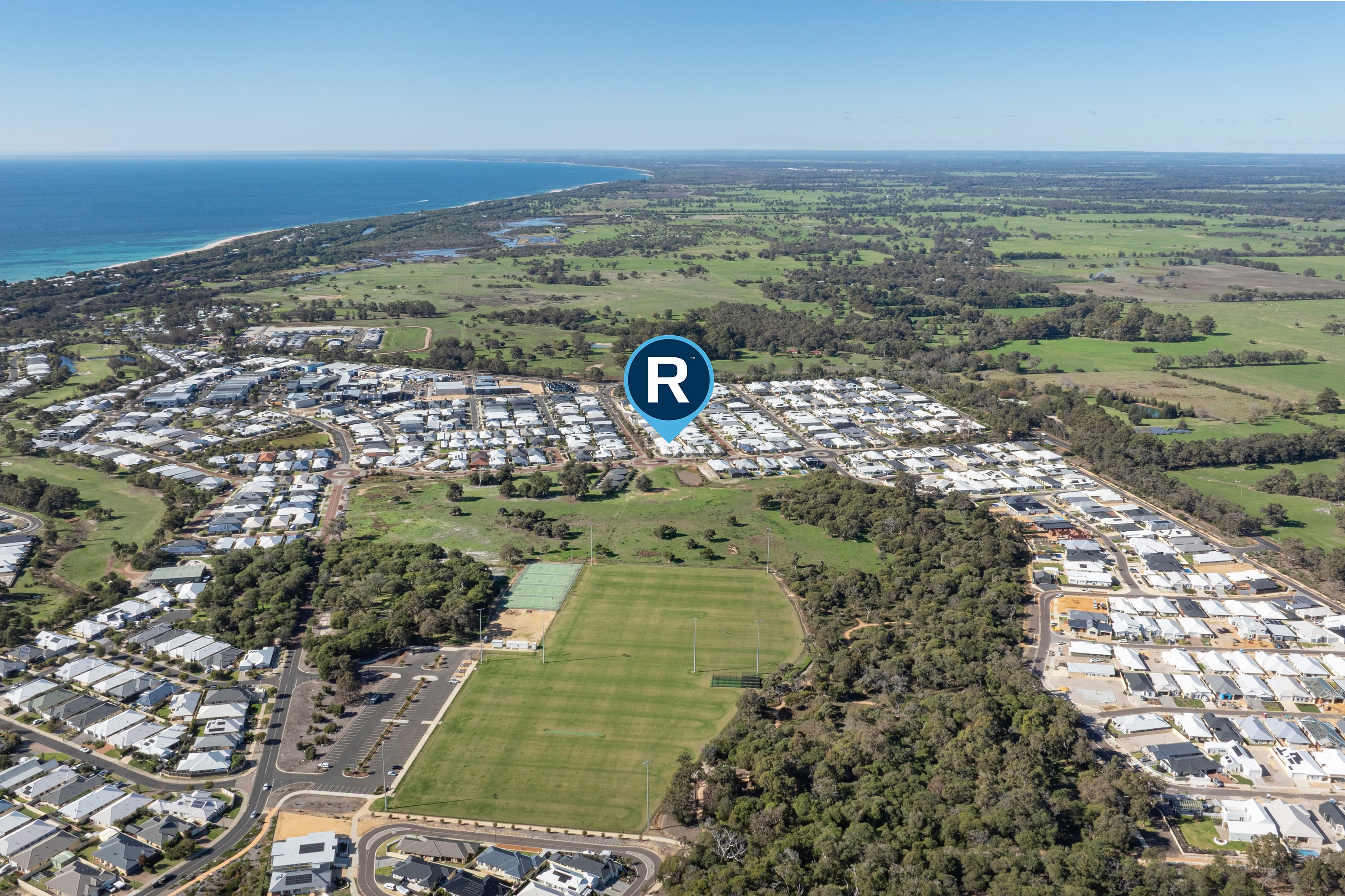 4 Princeville Avenue, DUNSBOROUGH WA 6281, Dunsborough - Thumbnail 4