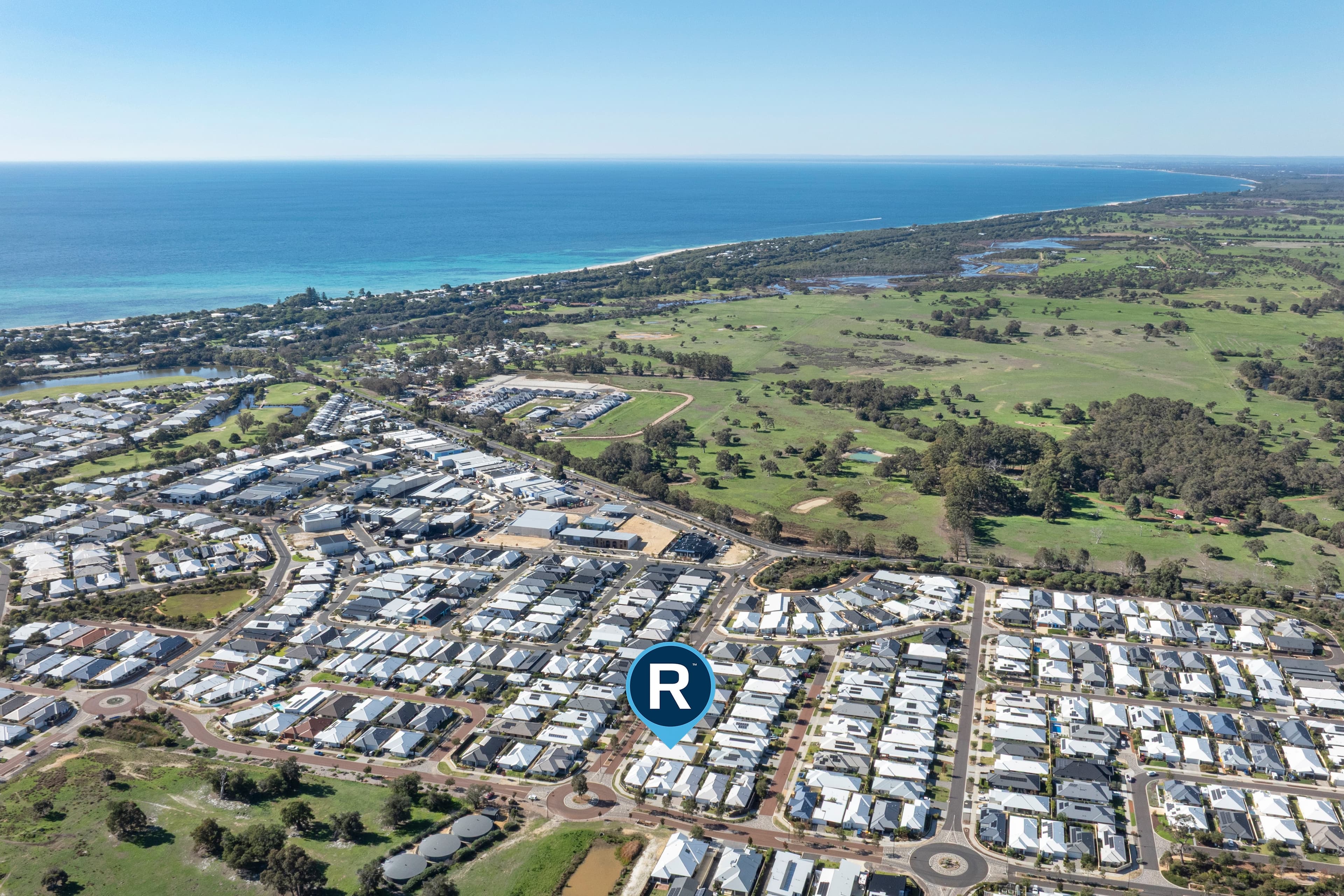 4 Princeville Avenue, DUNSBOROUGH WA 6281, Dunsborough - Thumbnail 5