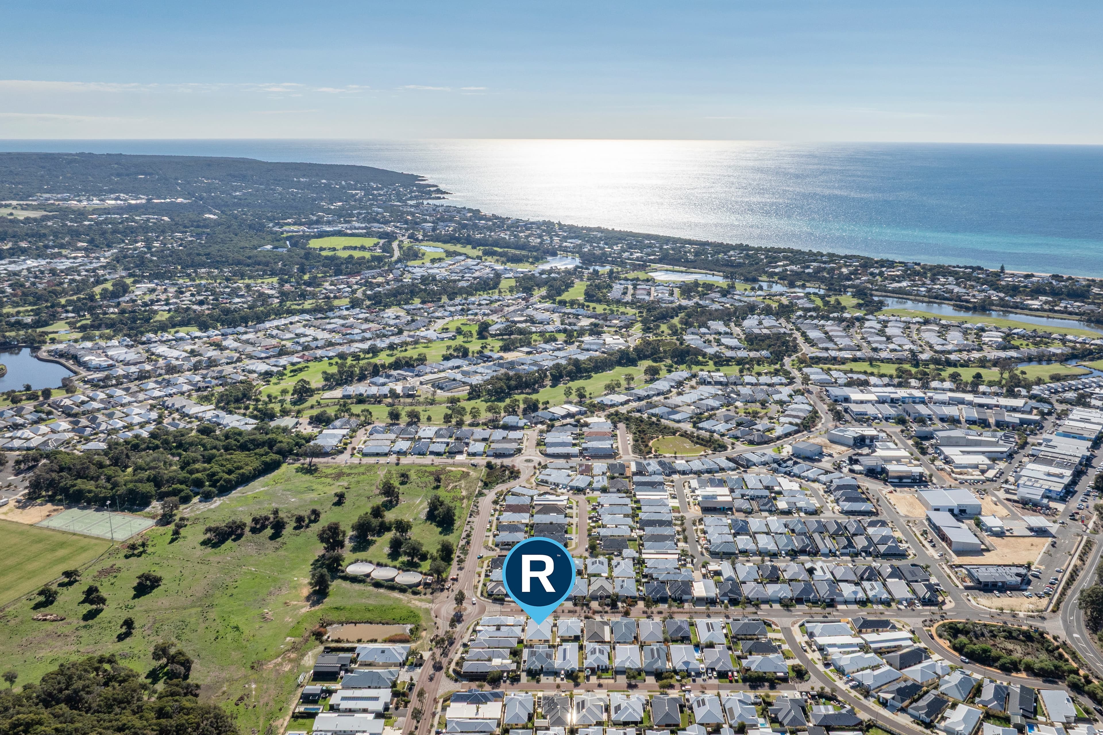 4 Princeville Avenue, DUNSBOROUGH WA 6281, Dunsborough - Thumbnail 6