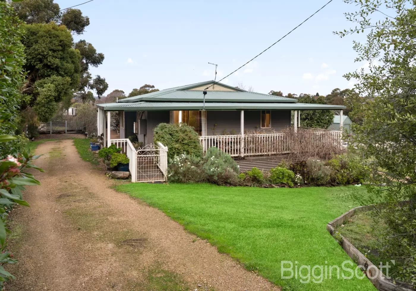 39 Stanley Street, Daylesford, VIC, Daylesford - Thumbnail 2