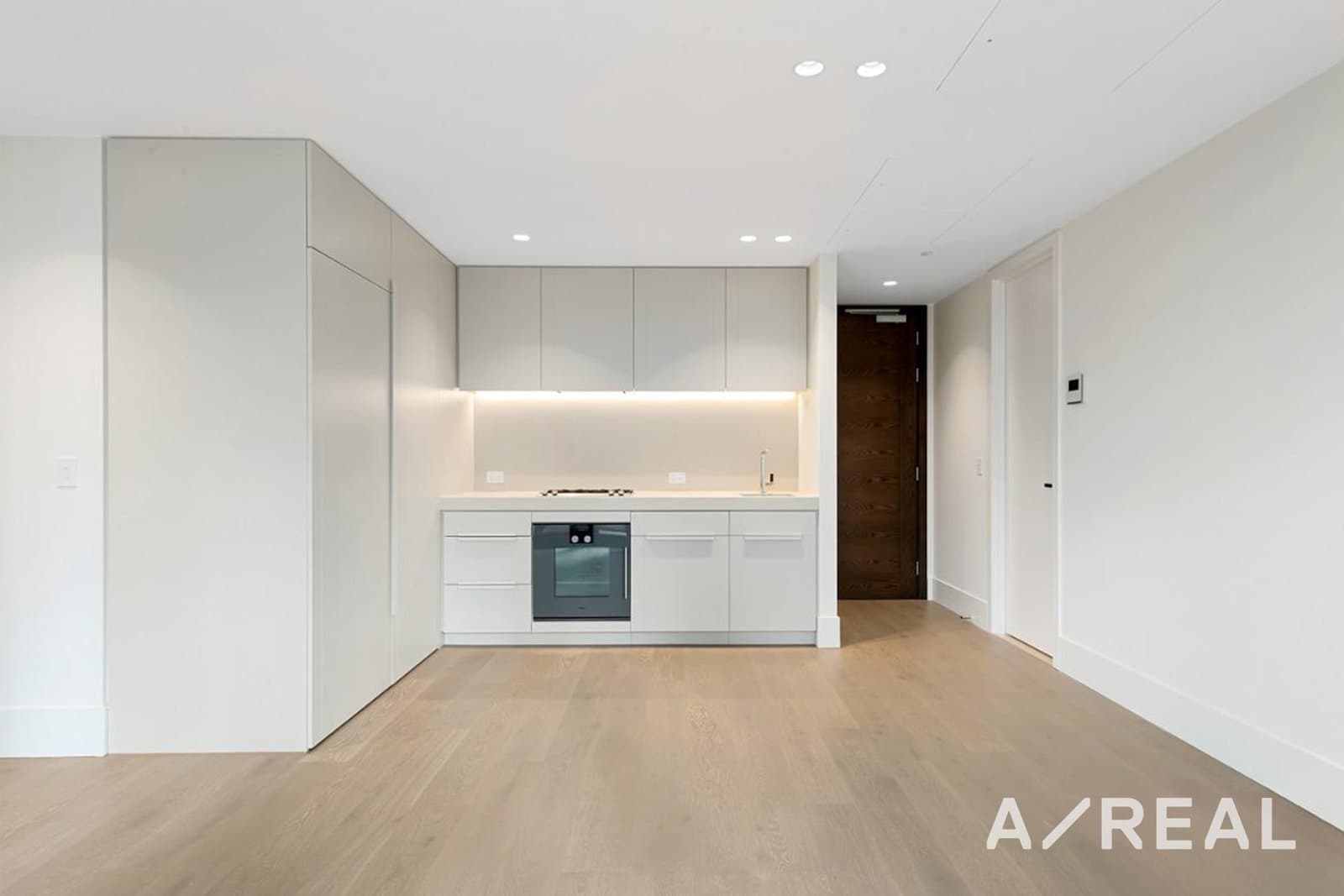 910/243 Toorak Road, South Yarra VIC 3141, South Yarra - Thumbnail 2