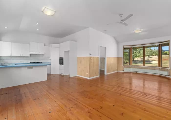 11 Tierneys Lane, Daylesford, VIC, Daylesford - Thumbnail 3