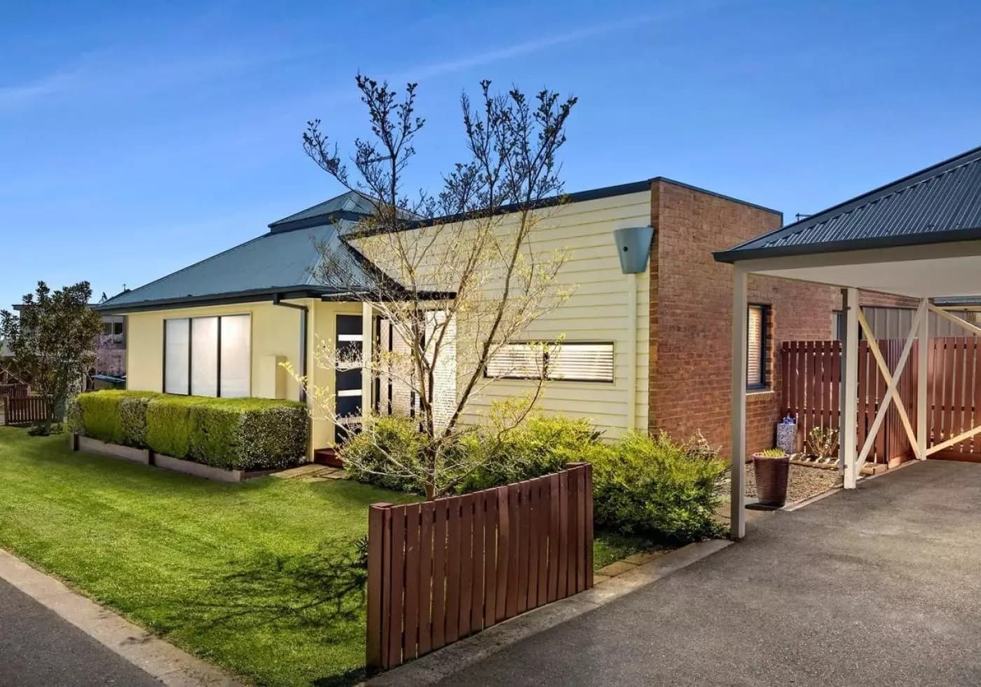 1/34 Smith Street, Daylesford, VIC, Daylesford - Thumbnail 2