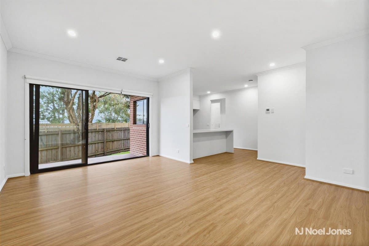 2/2 Sierra Place, Chirnside Park - Thumbnail 3
