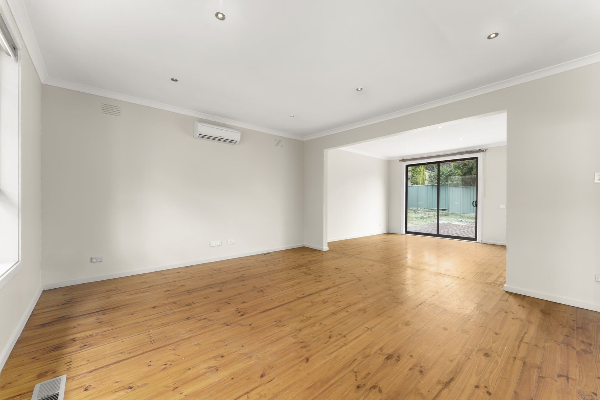 8 Vineyard Rd, Sunbury - Thumbnail 2