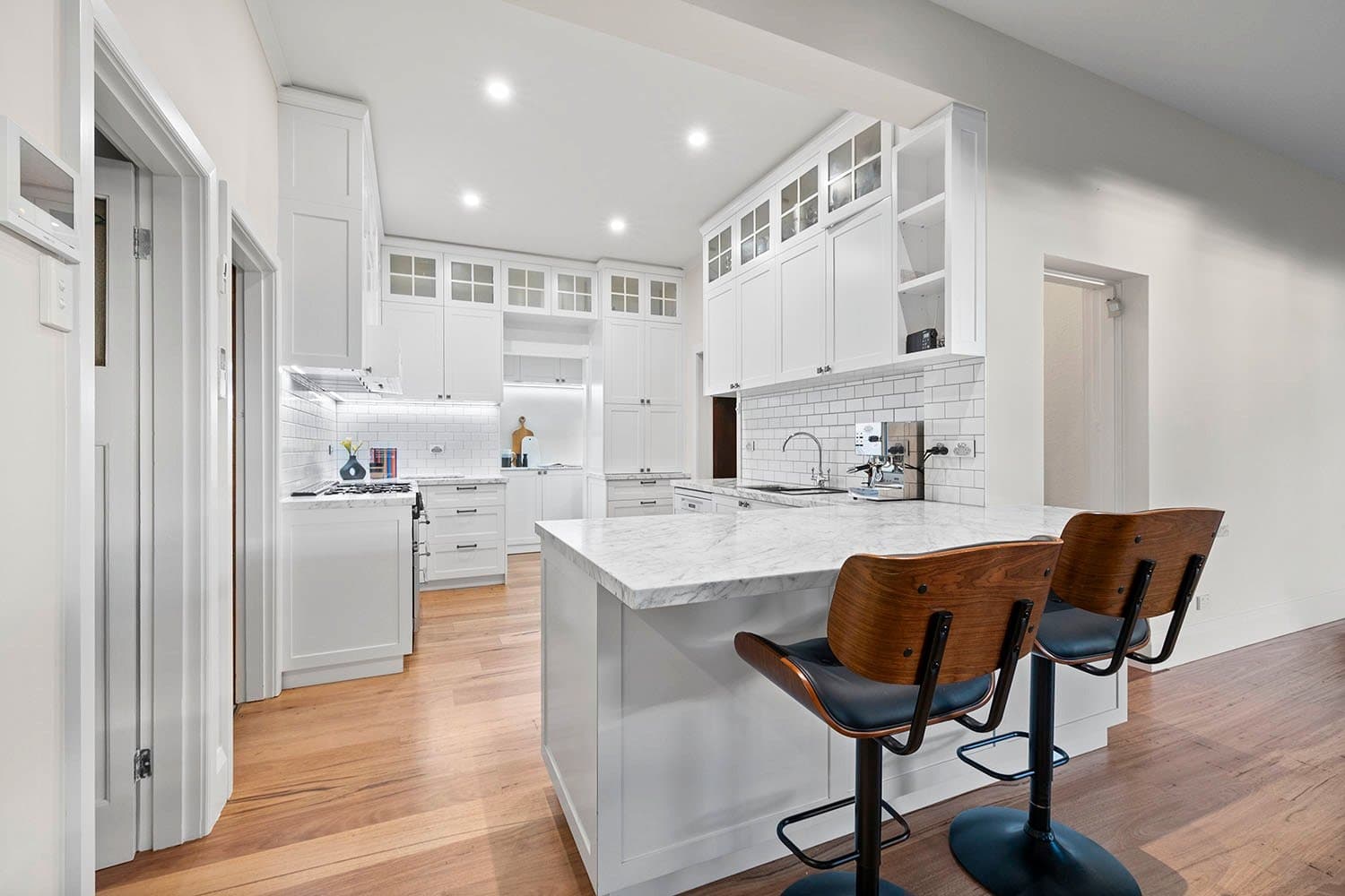 23 Murrumbeena Road, Murrumbeena - Thumbnail 2