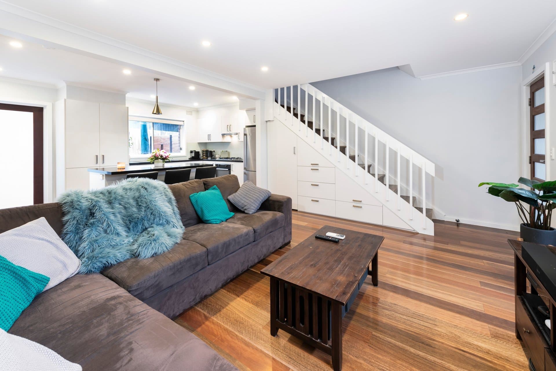 1/374 Springvale Road, Forest Hill - Thumbnail 2