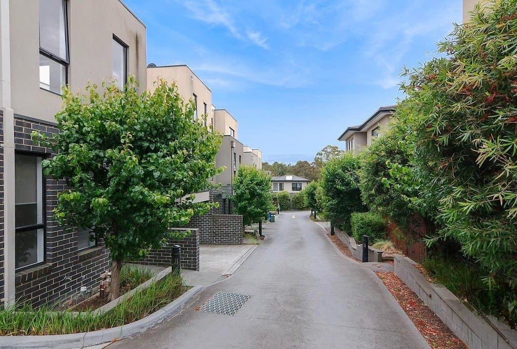 18/222 Williamsons Road, Doncaster - Image 1