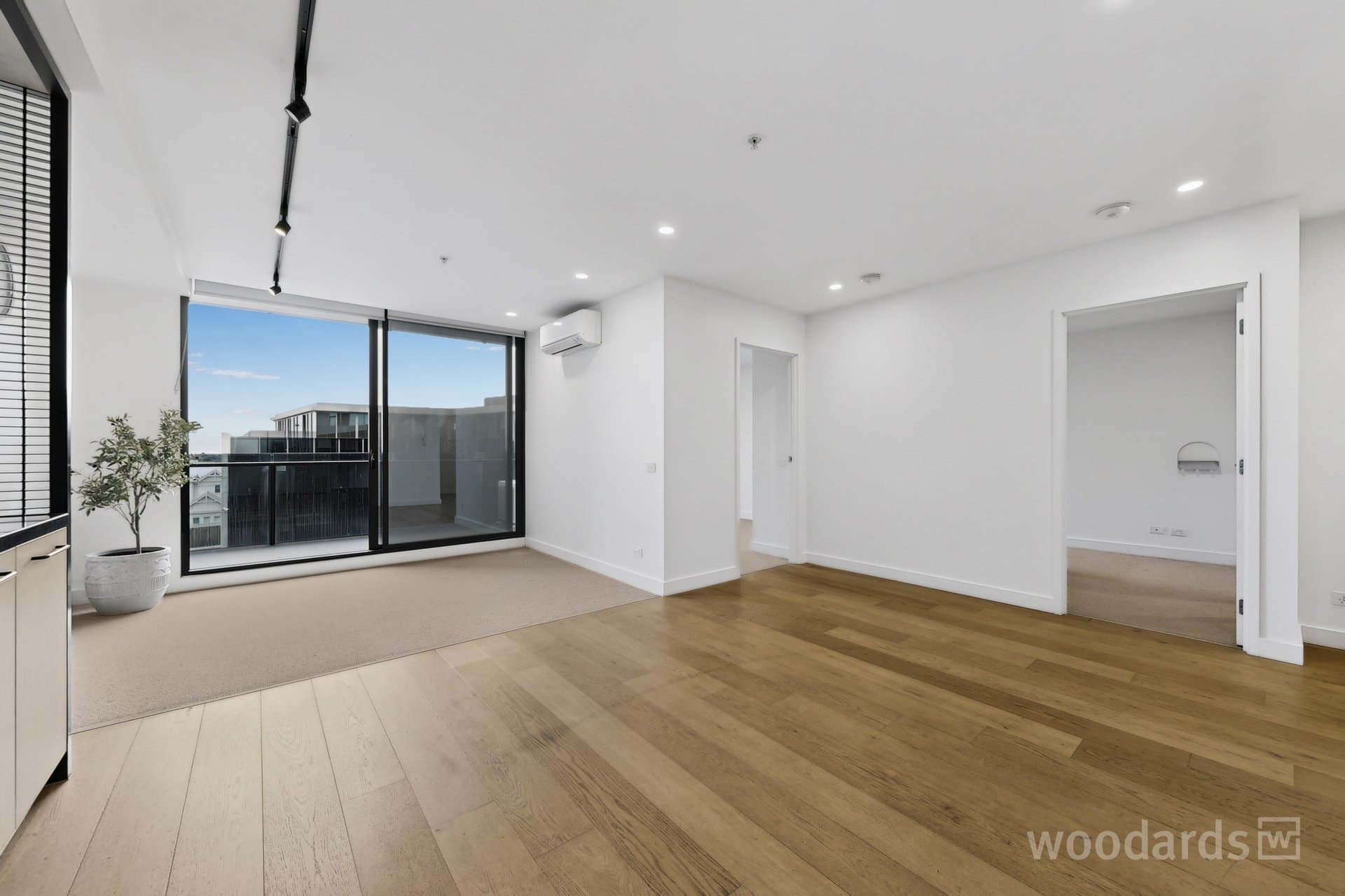 307/40 Collins St, Essendon - Thumbnail 2