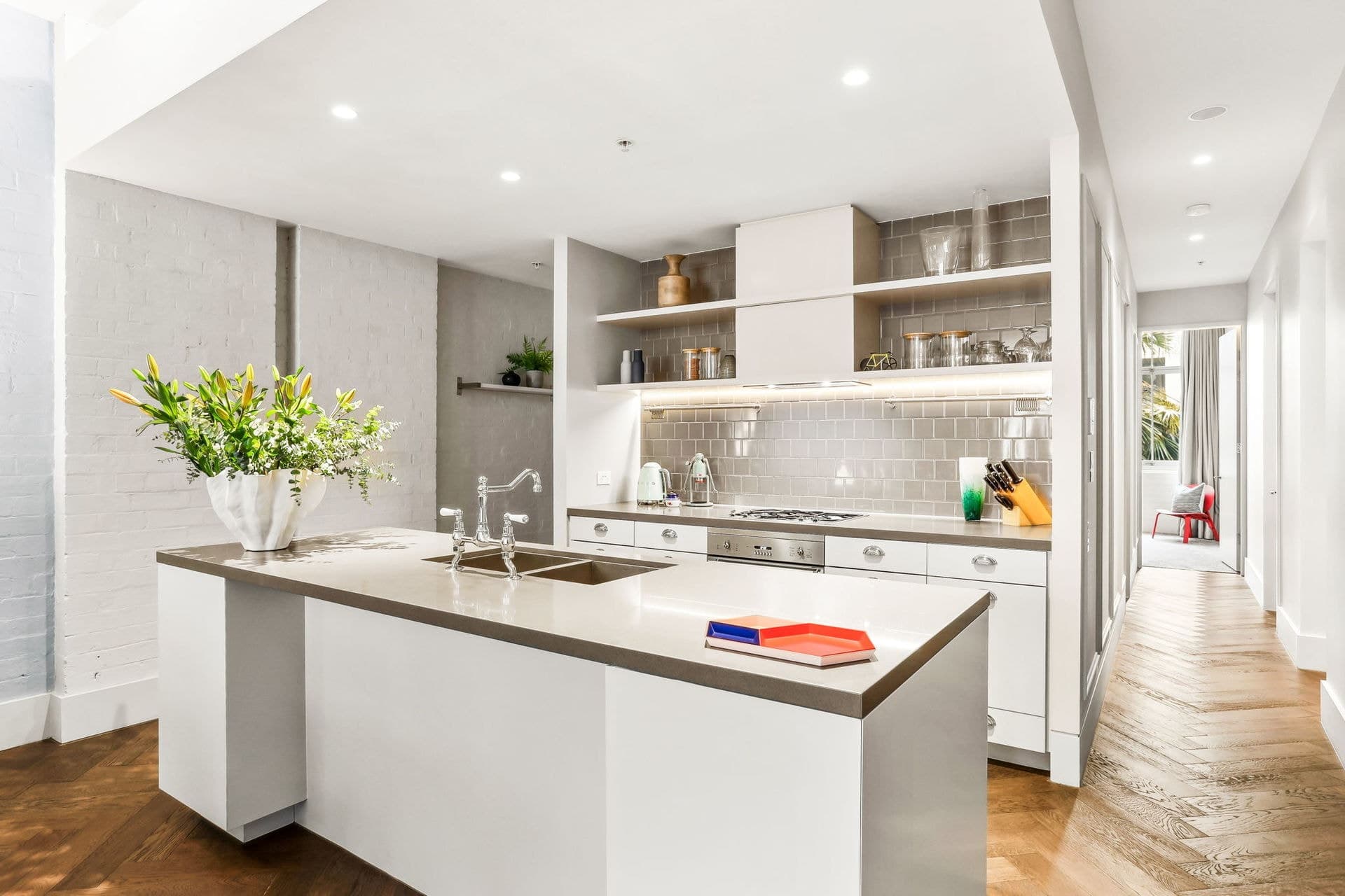 309/117 Kippax Street, Surry Hills - Image 1