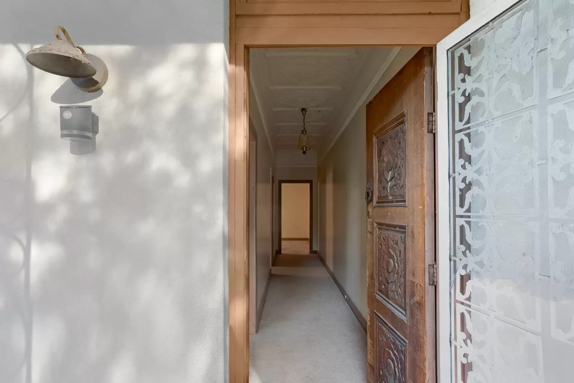 11 Ward Avenue, Canterbury - Thumbnail 2