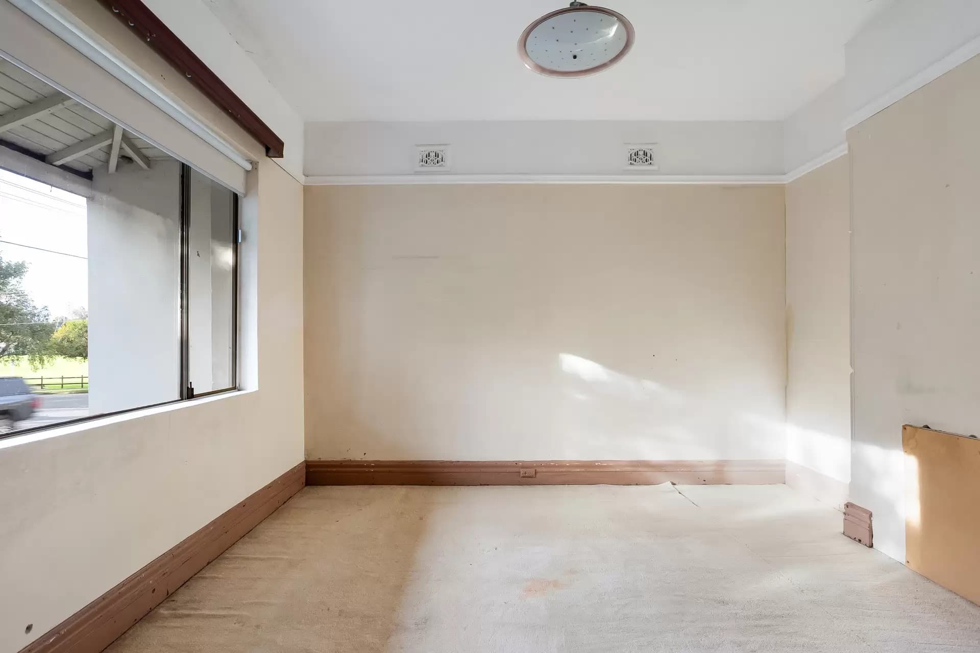 11 Ward Avenue, Canterbury - Thumbnail 4
