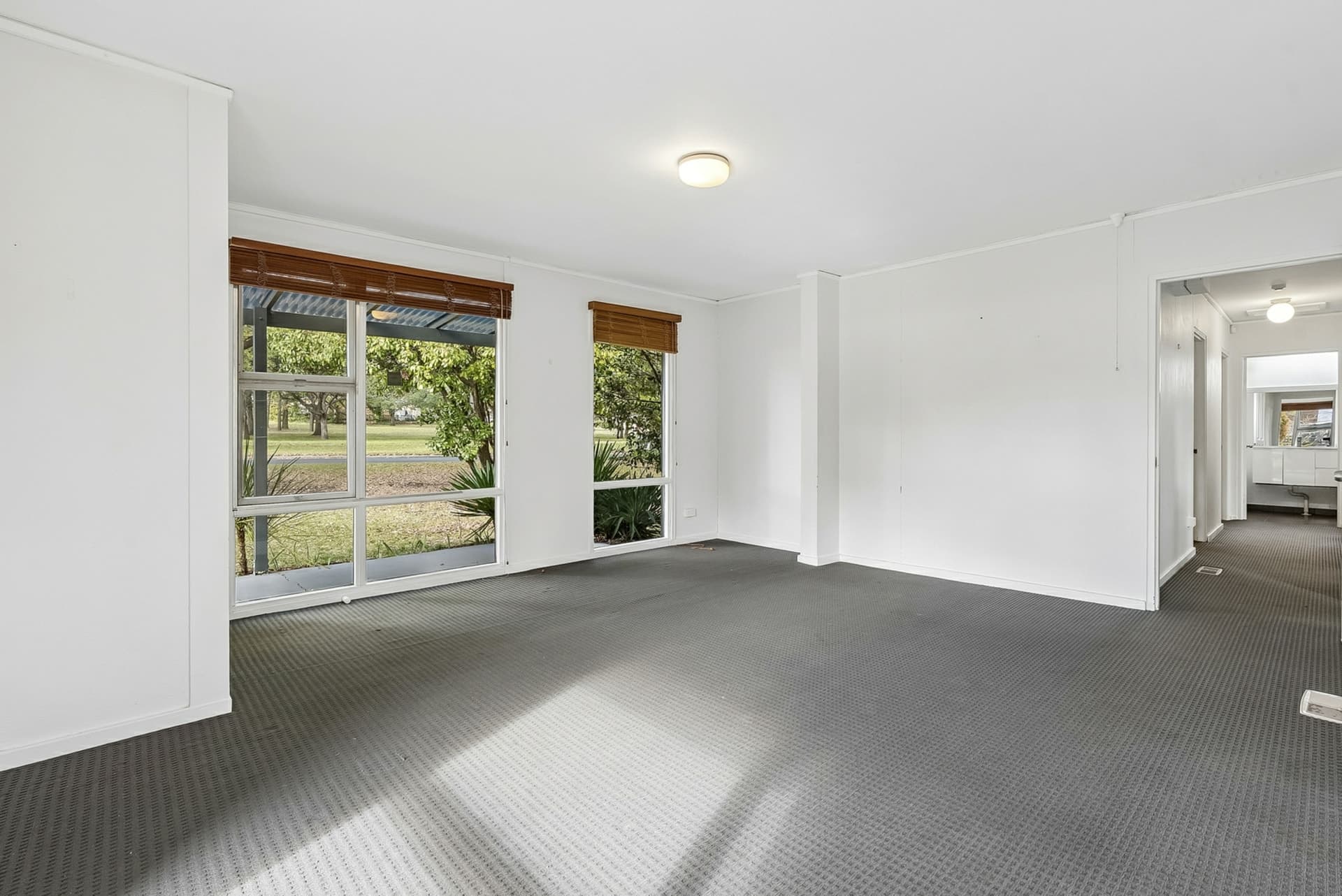 17 Officer Crescent, Ainslie, Ainslie - Thumbnail 8