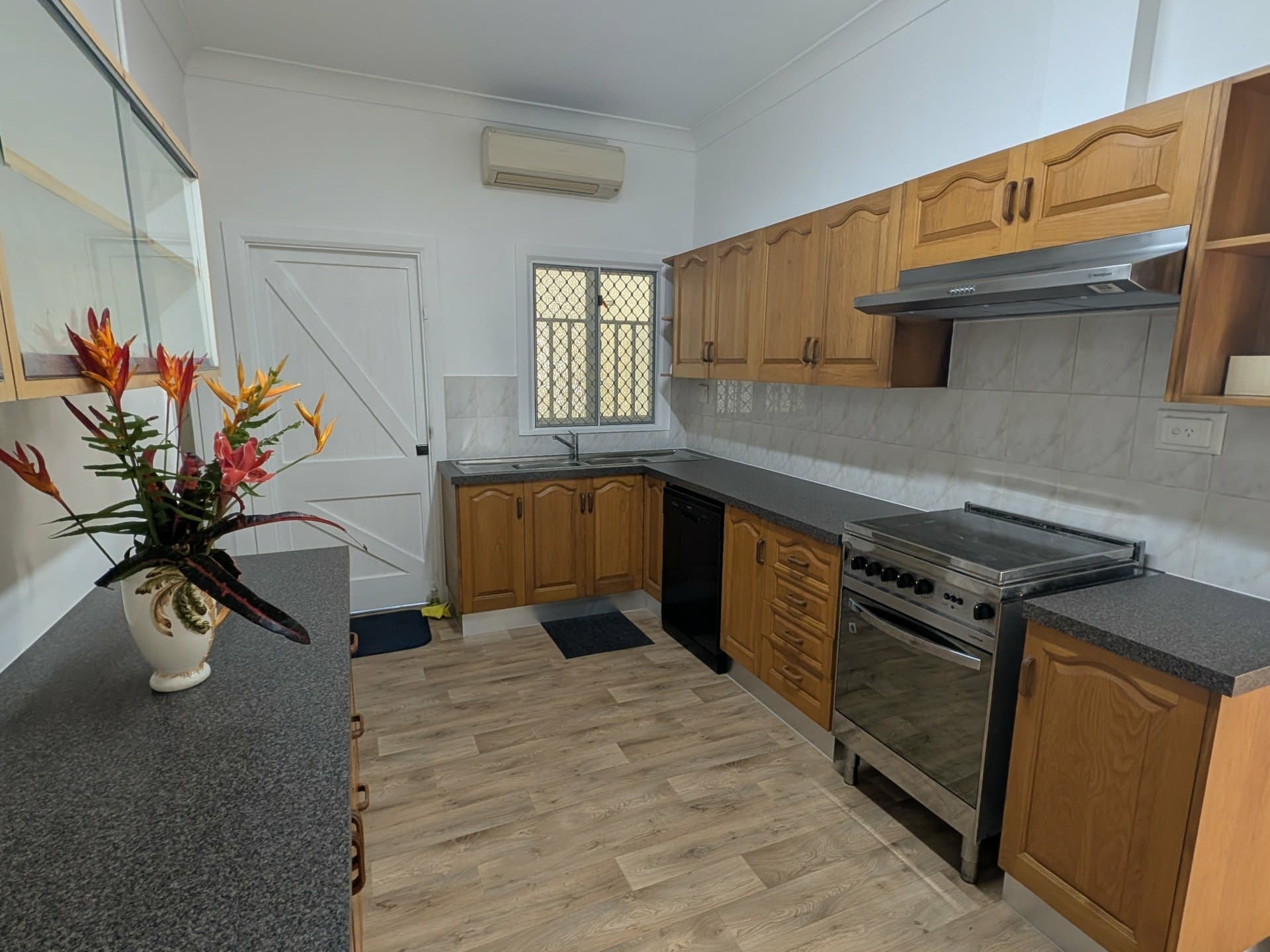 253 Mulgrave Road, Bungalow, Bungalow - Thumbnail 4