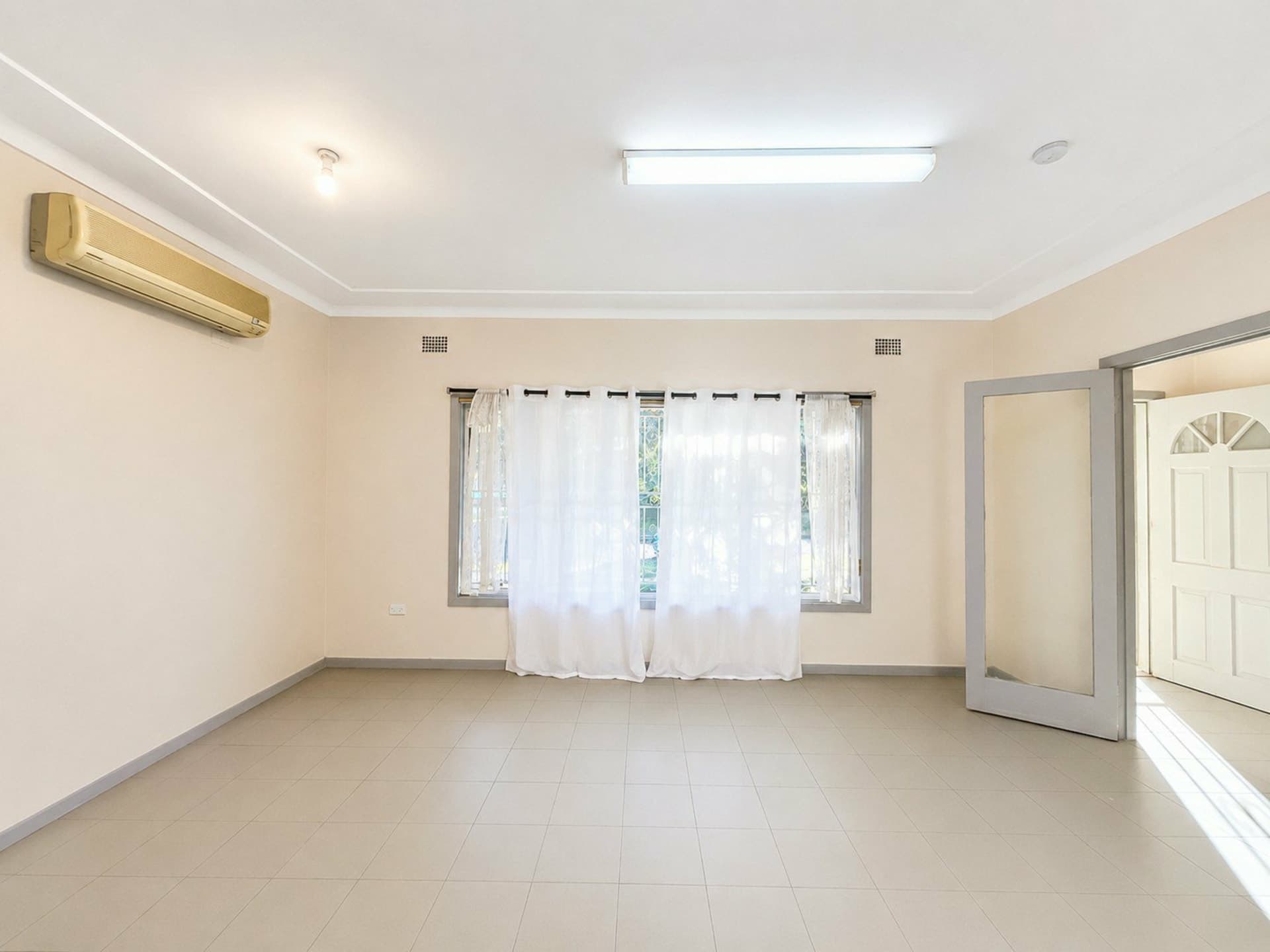 48 Huon Street, Cabramatta, Cabramatta - Thumbnail 3