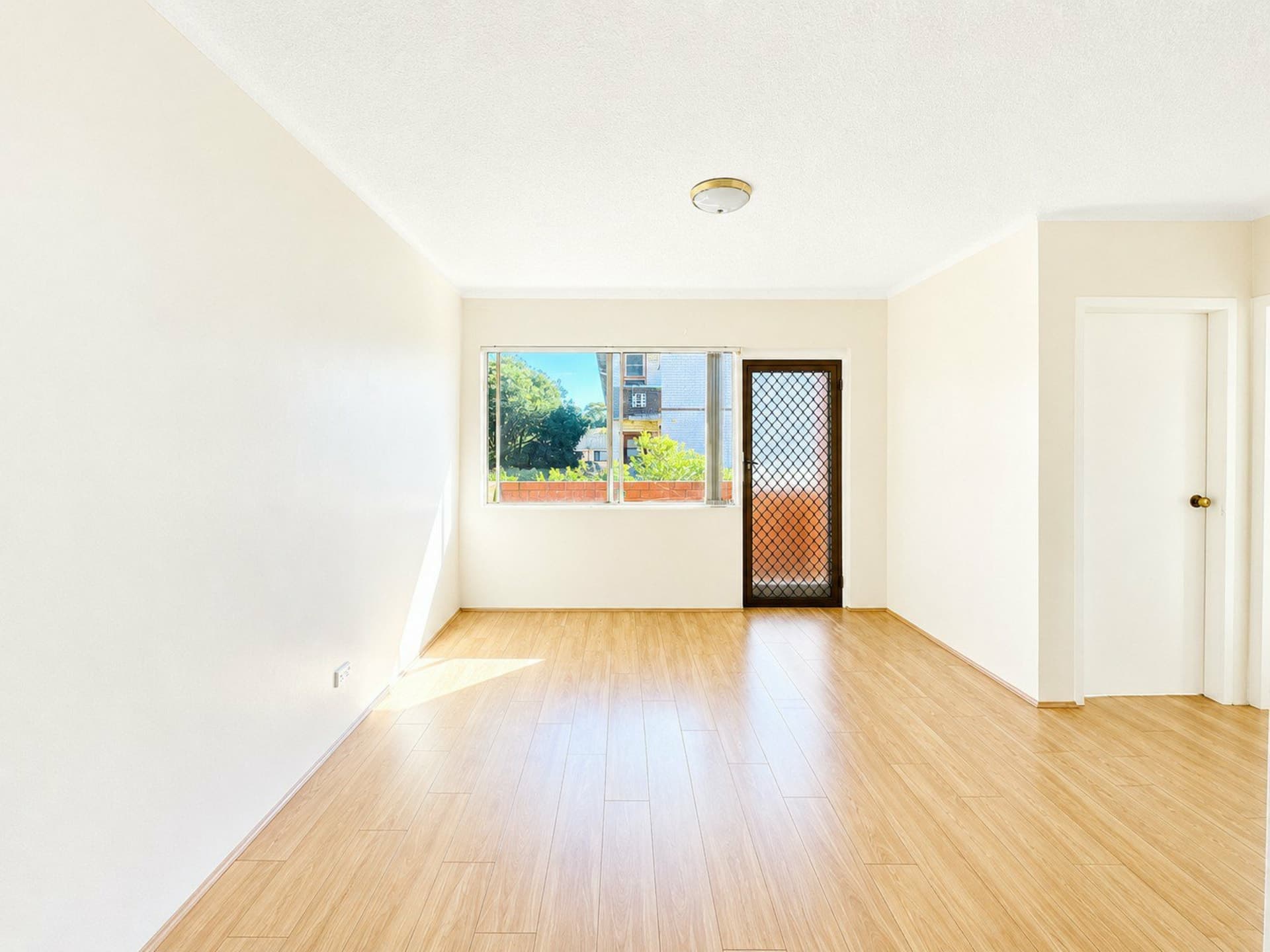 8/10 Clifford Avenue, Canley Vale, Canley Vale - Thumbnail 3
