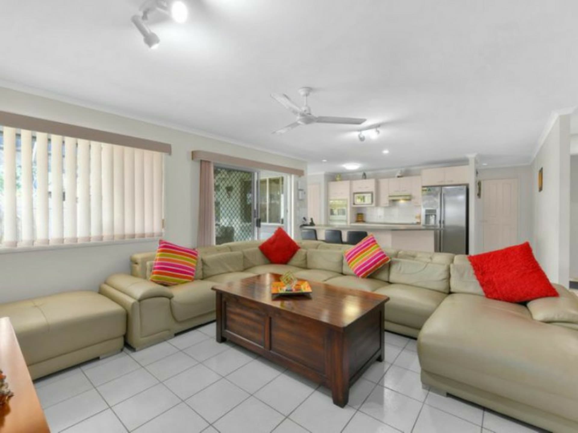 61 Balcara Avenue, Carseldine, Carseldine - Thumbnail 3