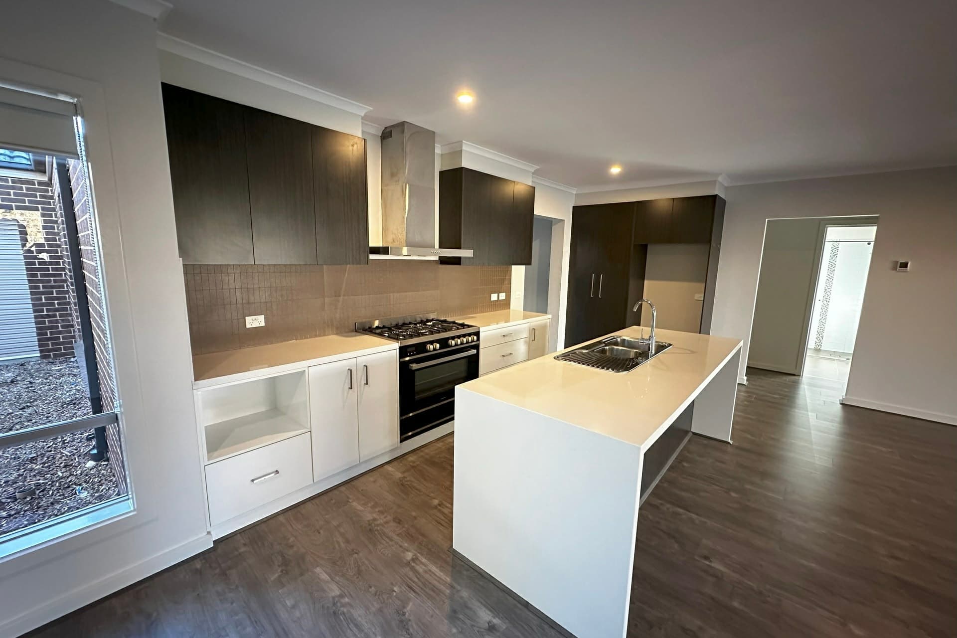 32 Heather Grove, Cranbourne East, Cranbourne East - Thumbnail 3