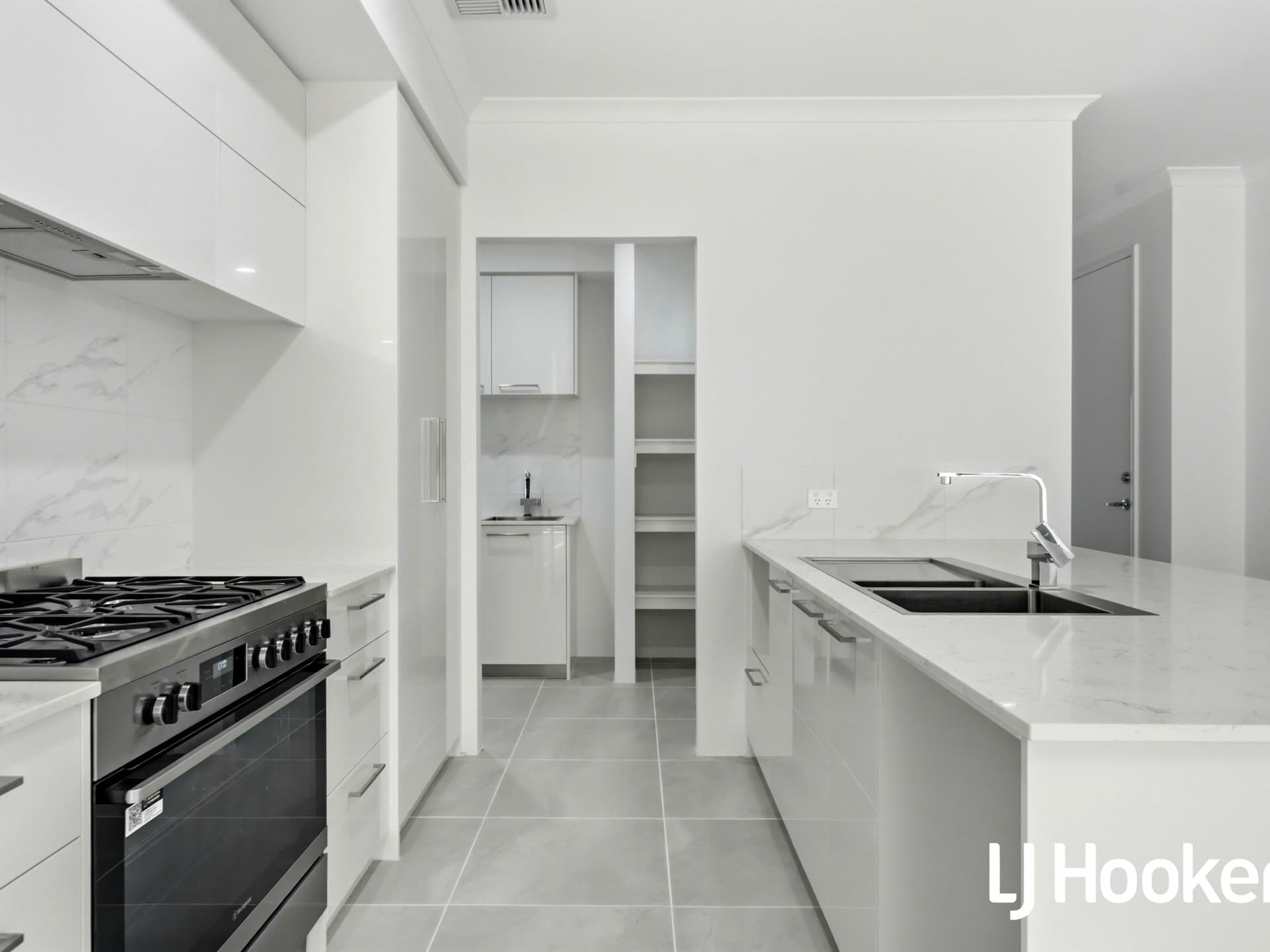 24 Uluwatu Crescent, Eglinton, Eglinton - Image 1