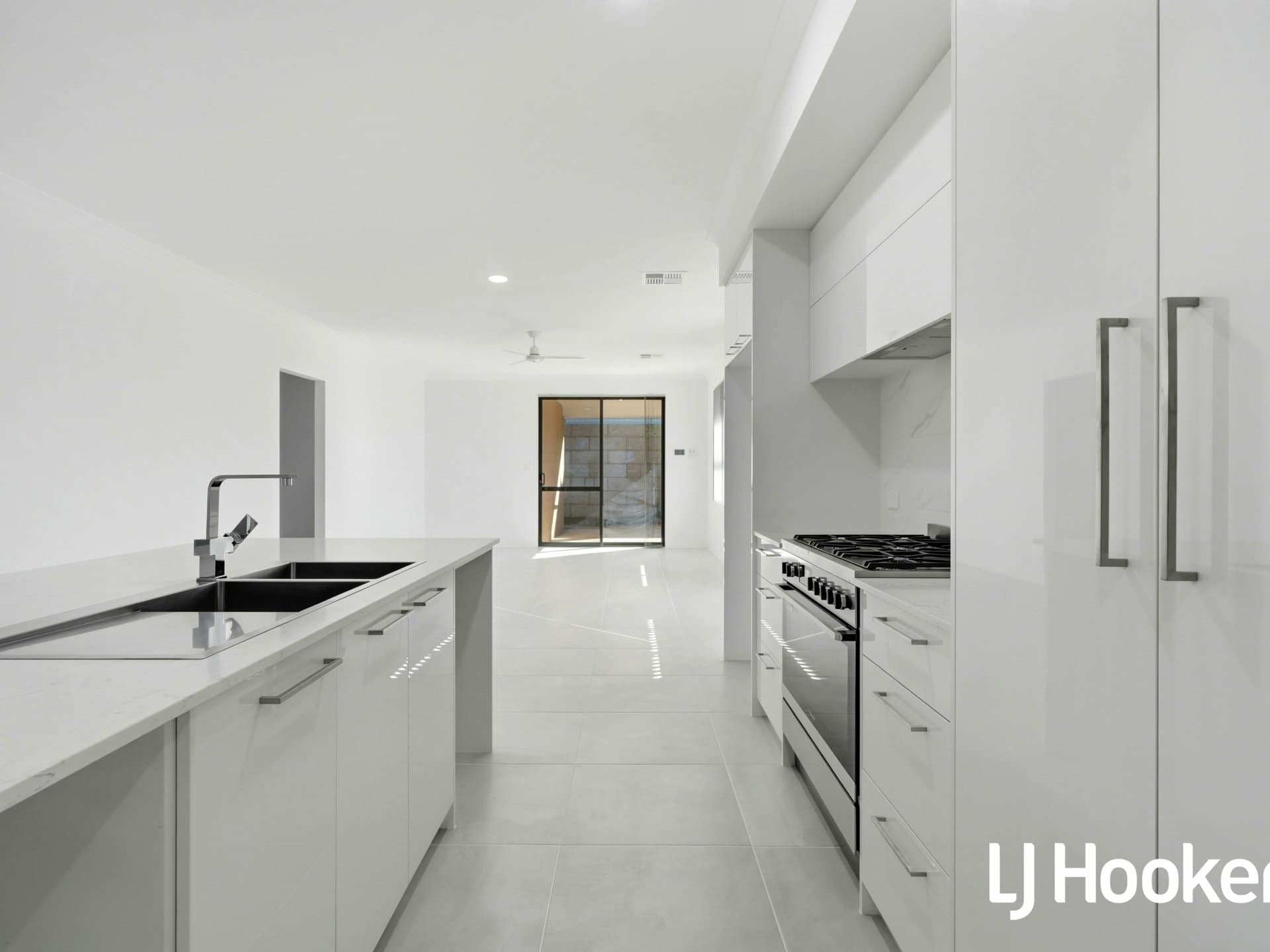 24 Uluwatu Crescent, Eglinton, Eglinton - Thumbnail 3