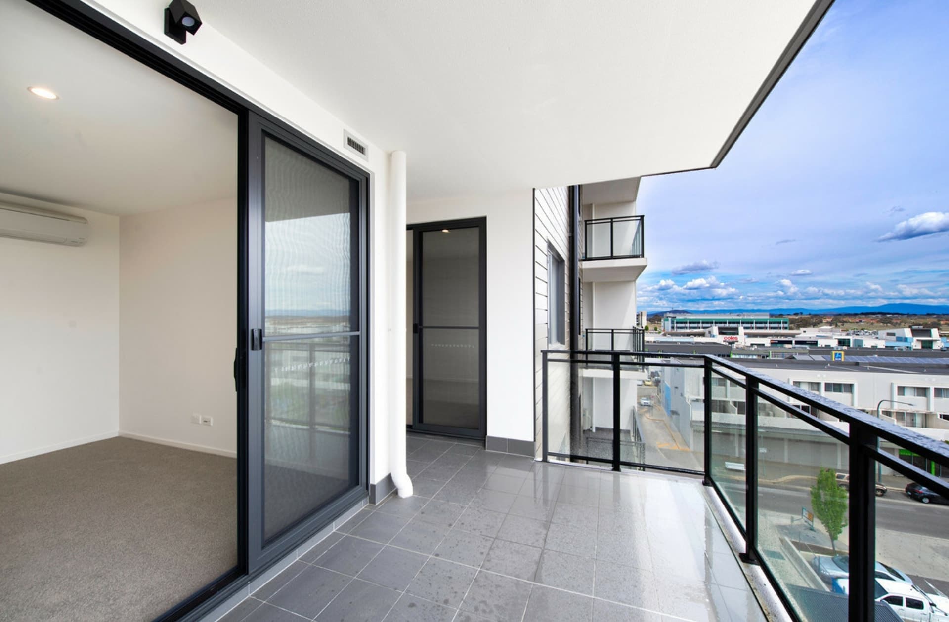 106/2 Hinder Street, Gungahlin, Gungahlin - Thumbnail 7