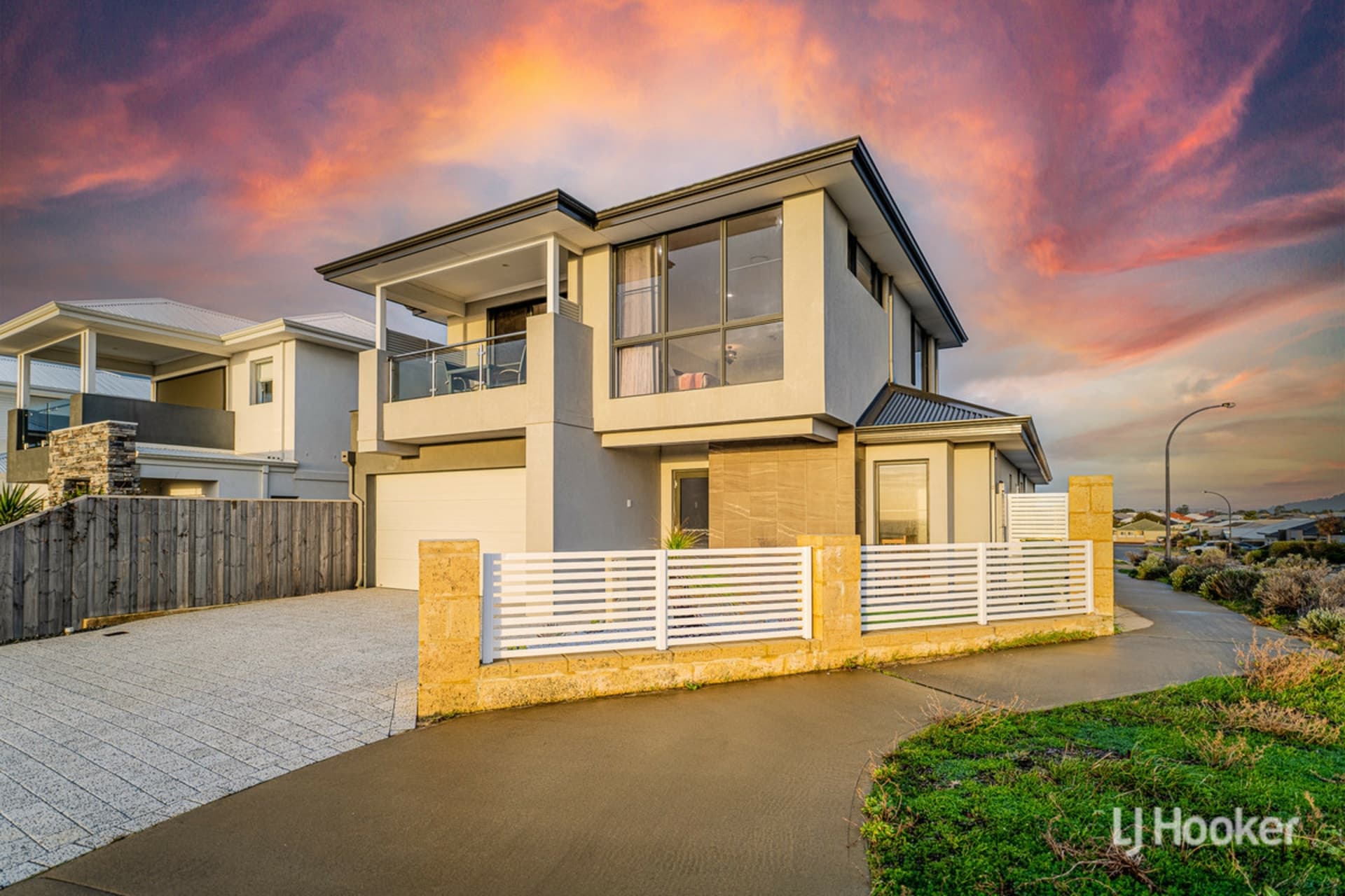 34 Acerosa Boulevard, Halls Head, Halls Head - Image 1
