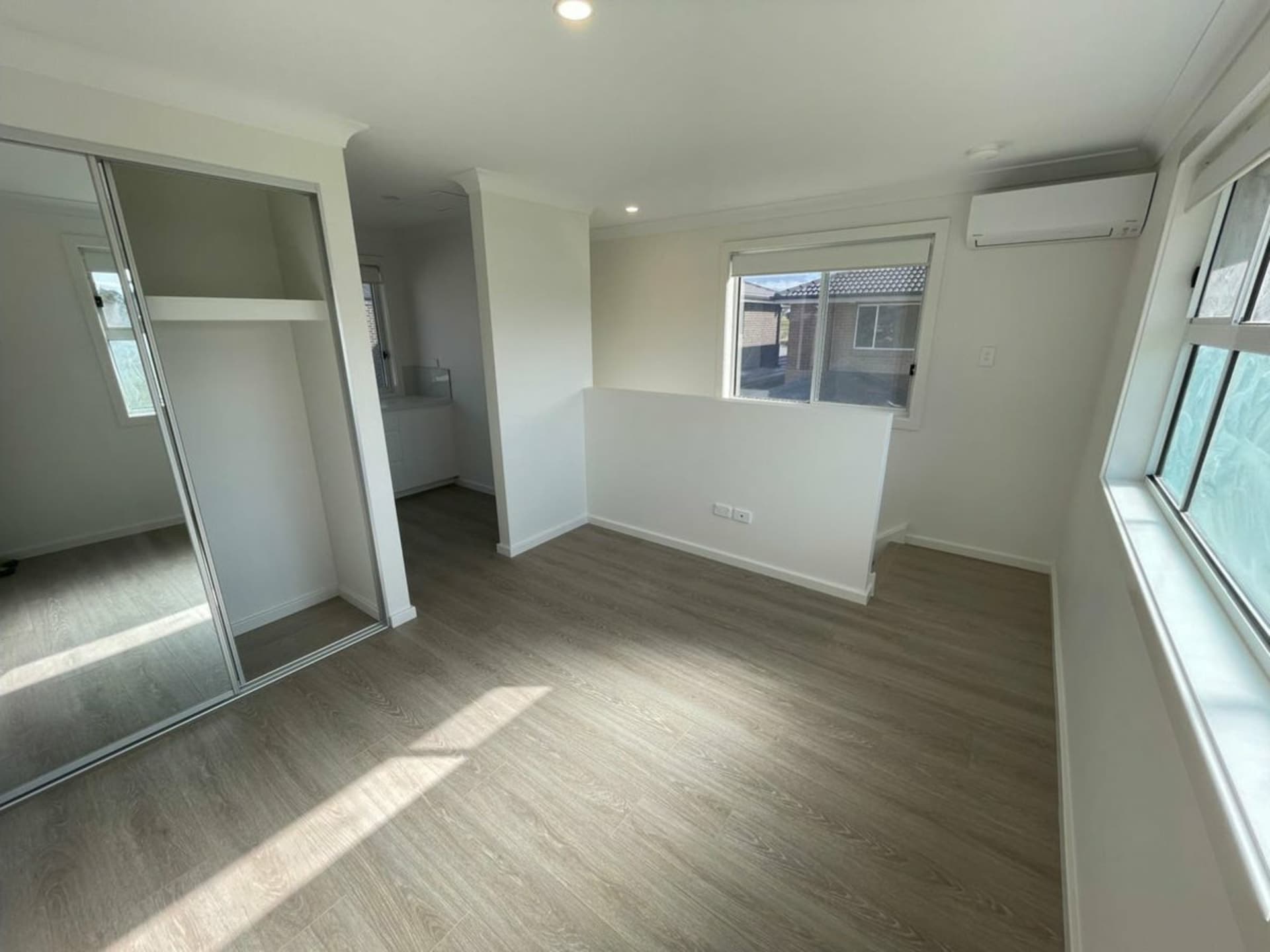 9B Polar Way, Leppington, Leppington - Thumbnail 3