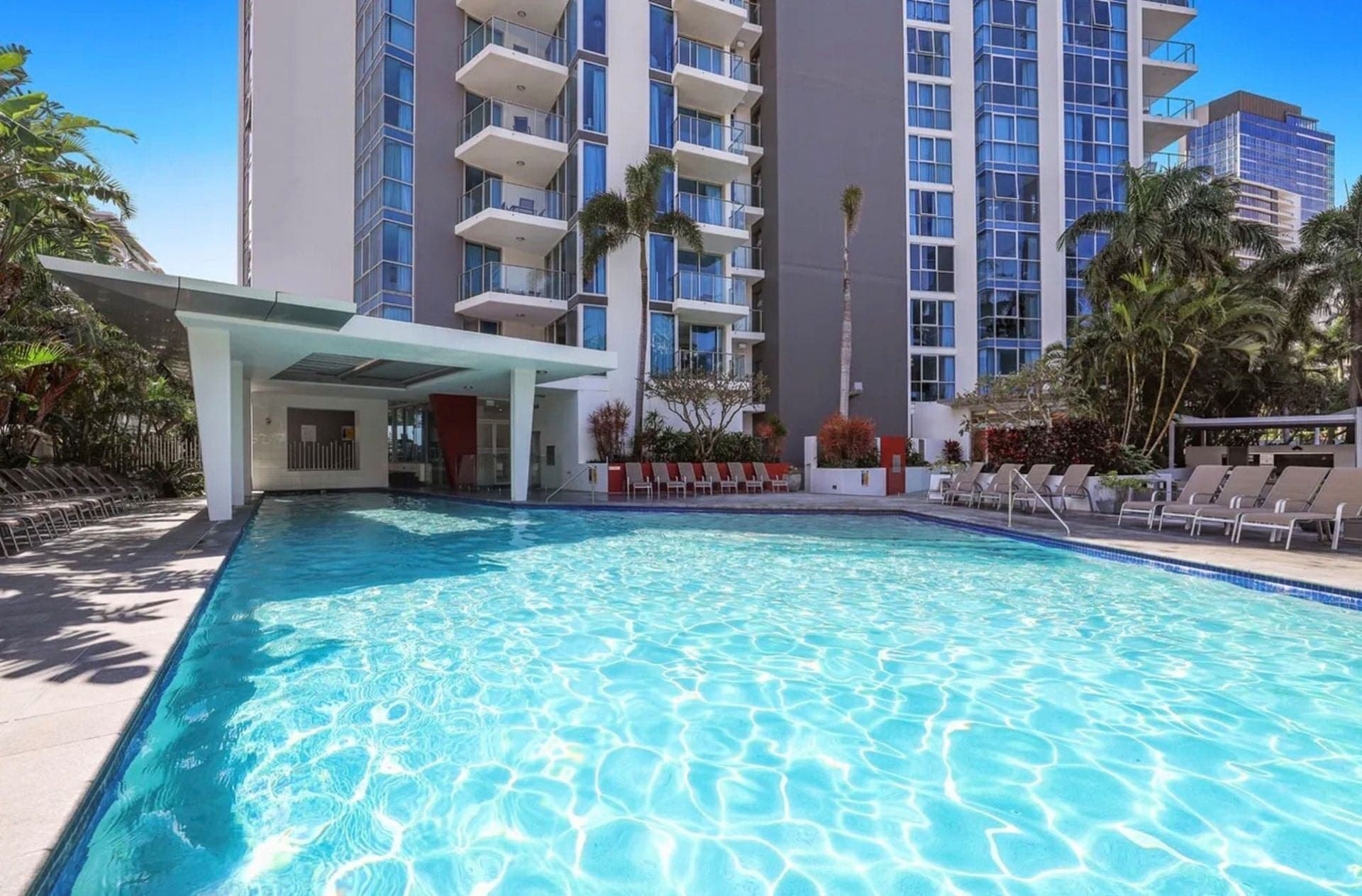 106/18 Enderley Avenue, Surfers Paradise - Image 1