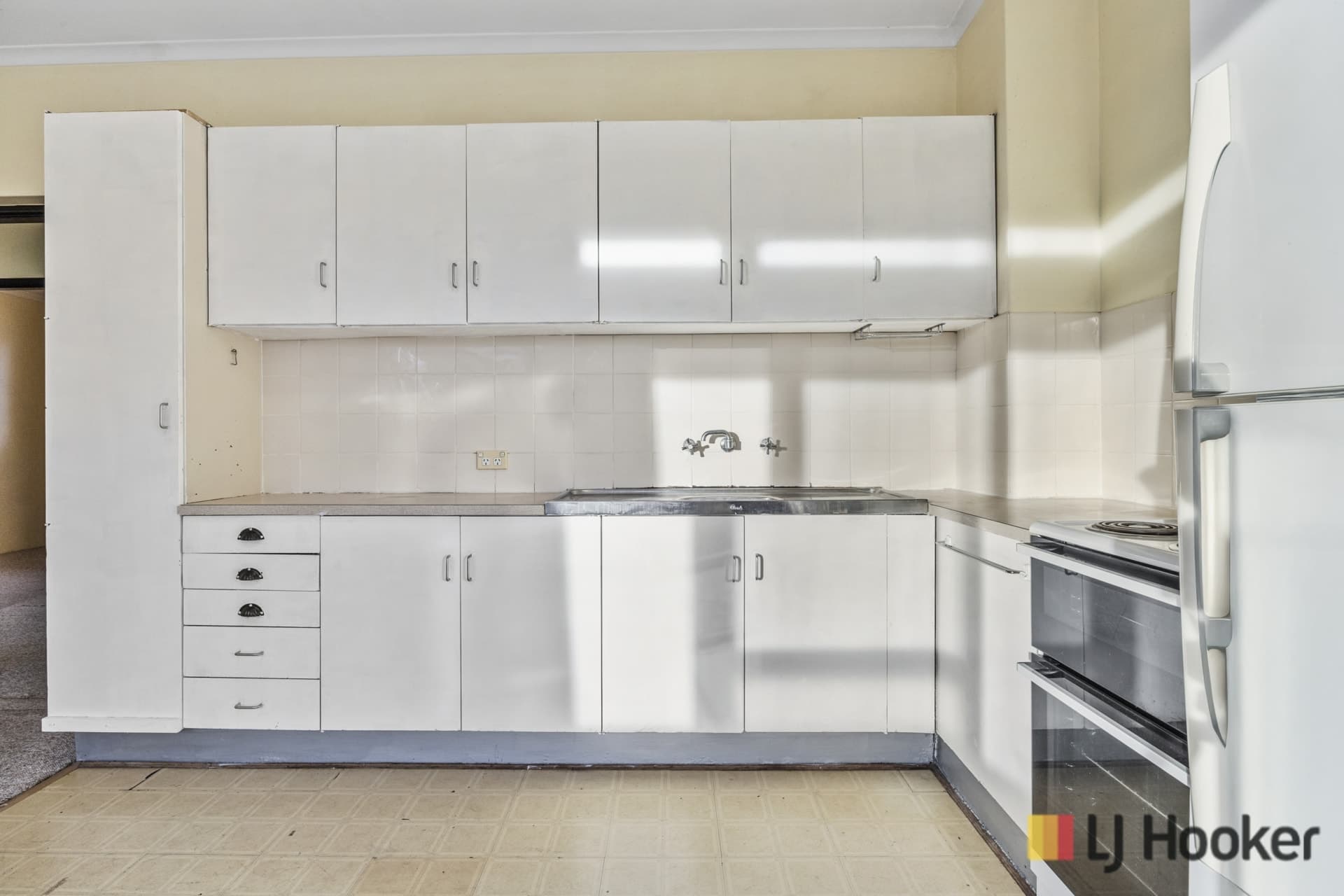 16/4 Wilkins Street, Mawson, Mawson - Thumbnail 3