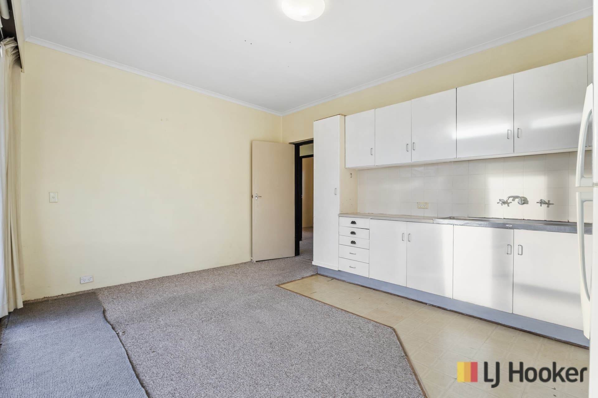 16/4 Wilkins Street, Mawson, Mawson - Thumbnail 5