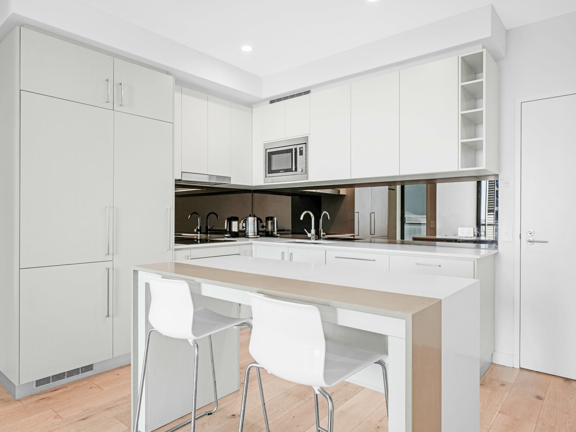 2206/380 Murray Street, Perth - Thumbnail 4
