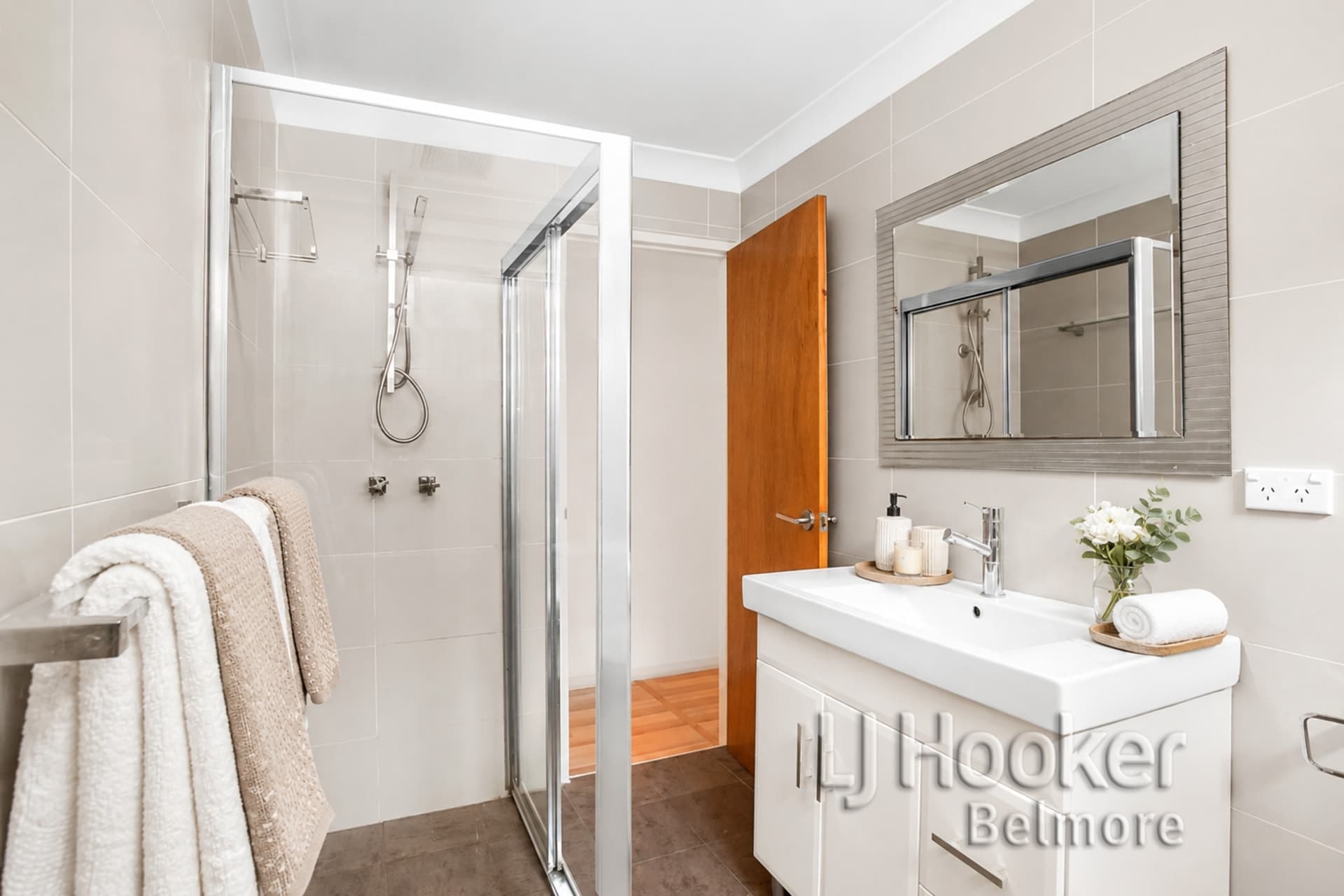 2/50 Myers Street, Roselands, Roselands - Image 1