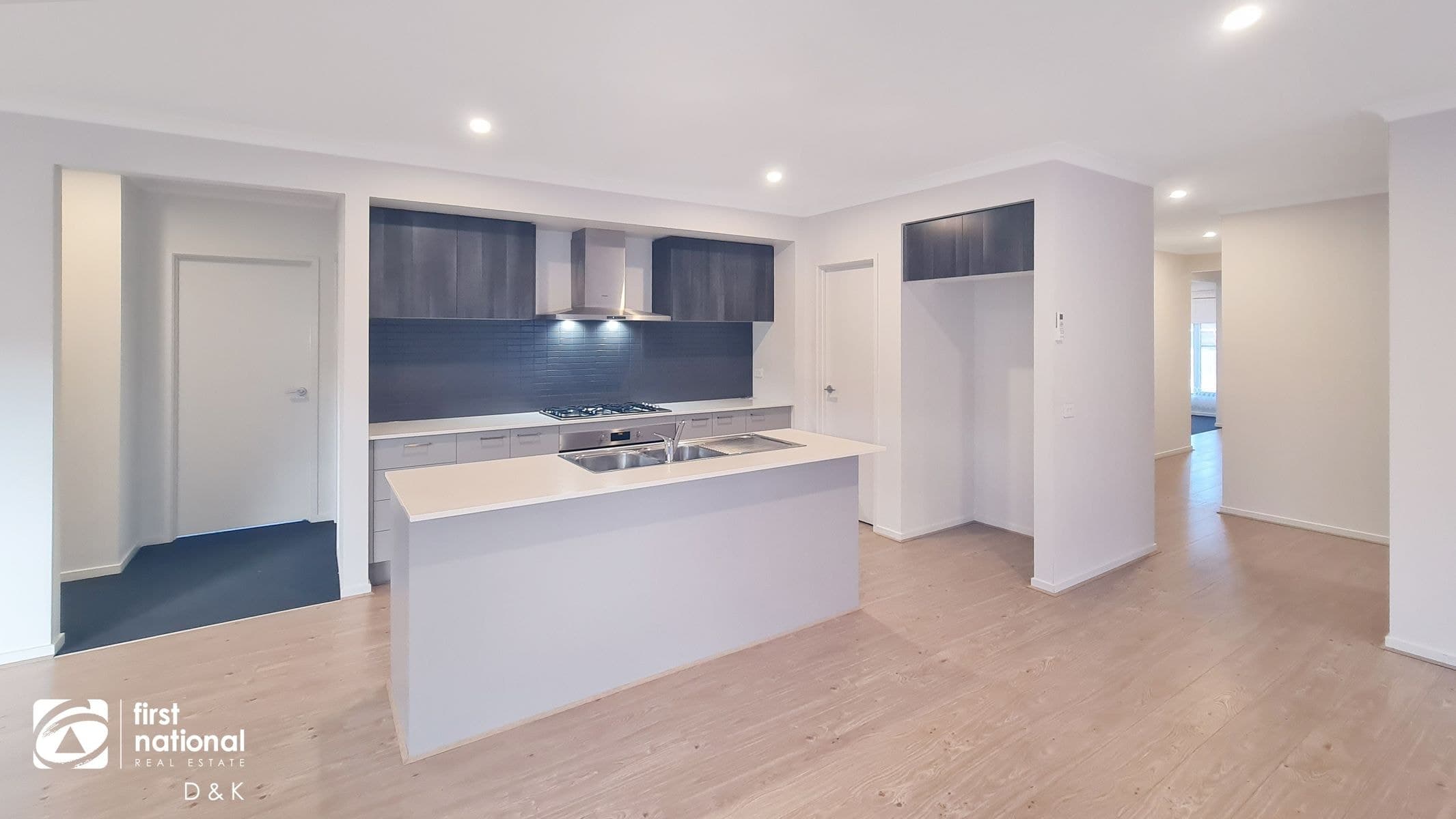4 Wimbledon Boulevard, Strathtulloh VIC 3338, Strathtulloh - Thumbnail 3