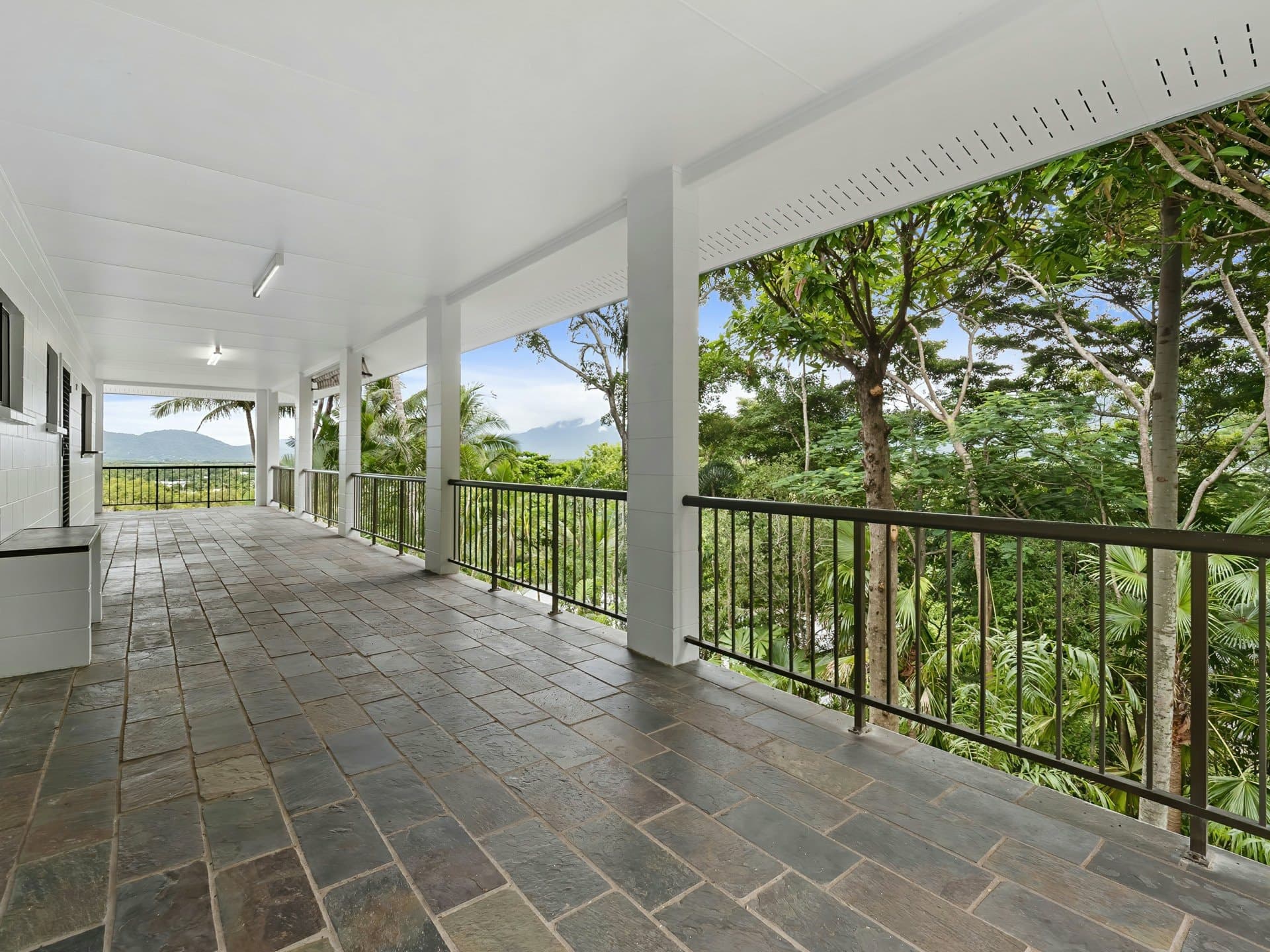16 Janett Street, Yorkeys Knob, Yorkeys Knob - Thumbnail 4