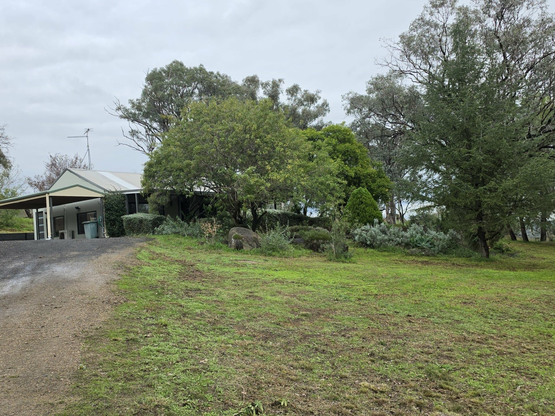 419 Henry Lawson Way, Young, Young - Image 1