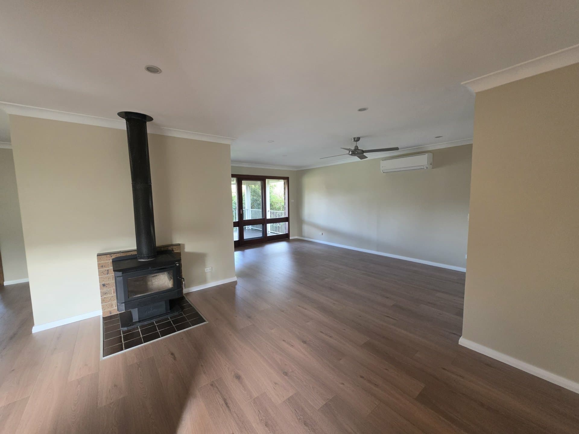 2 Nuthall Crescent, Young, Young - Thumbnail 5