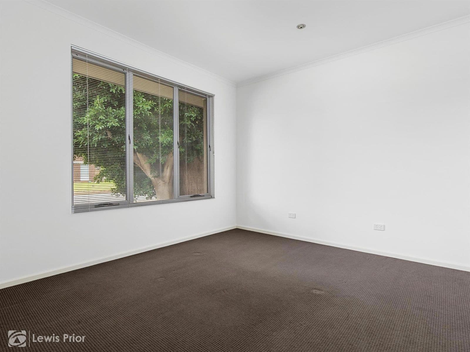 1 Vivonne Way, Oaklands Park SA 5046, Oaklands Park - Thumbnail 5