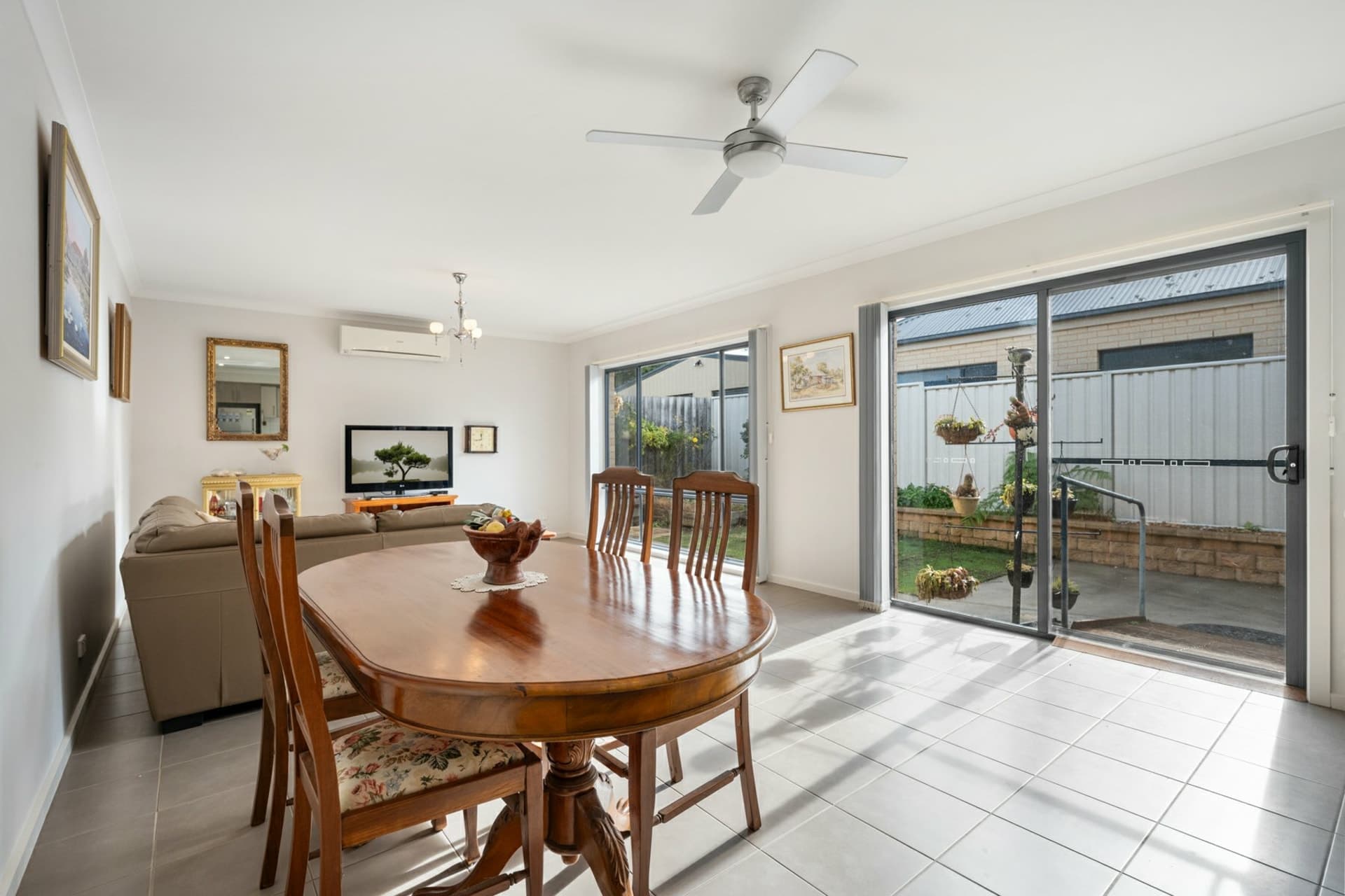 2/1 Riviera Close, Paynesville, Paynesville - Thumbnail 3