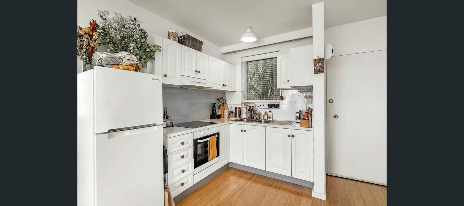 2/3 Balston Street, BALACLAVA, Balaclava - Thumbnail 2