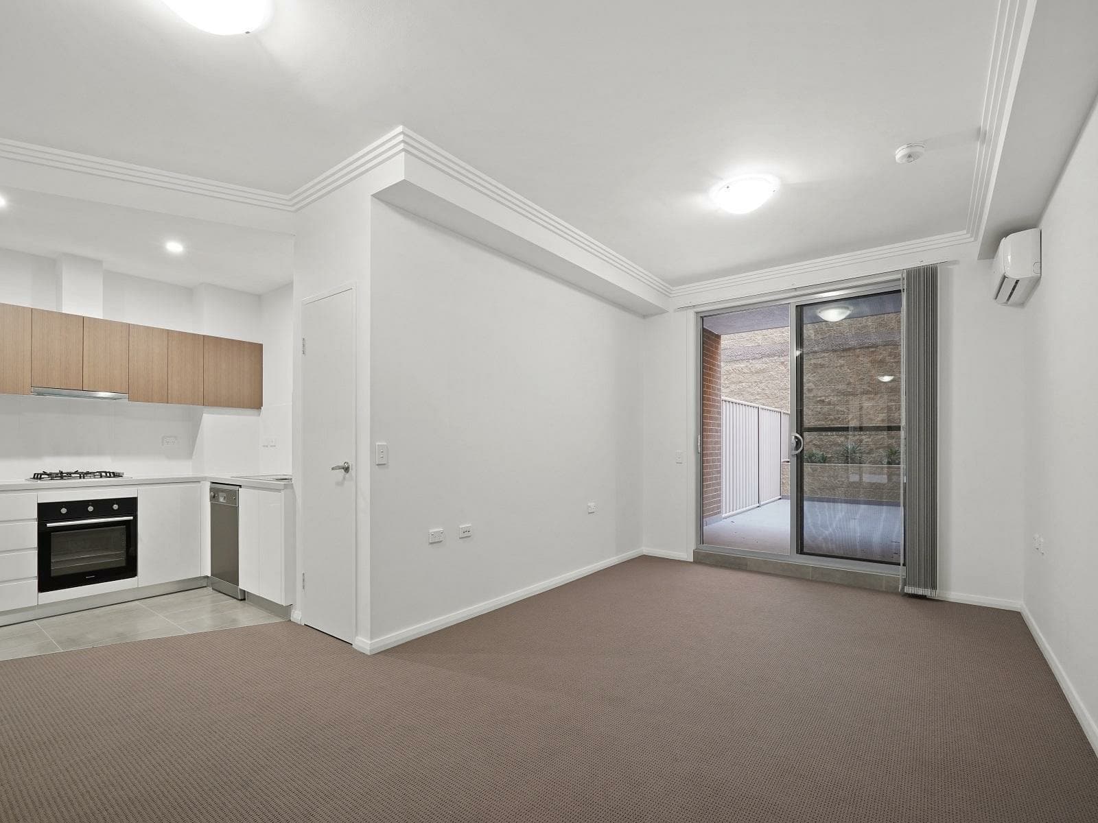 74/6-16 Hargraves Street, GOSFORD, Gosford - Image 1