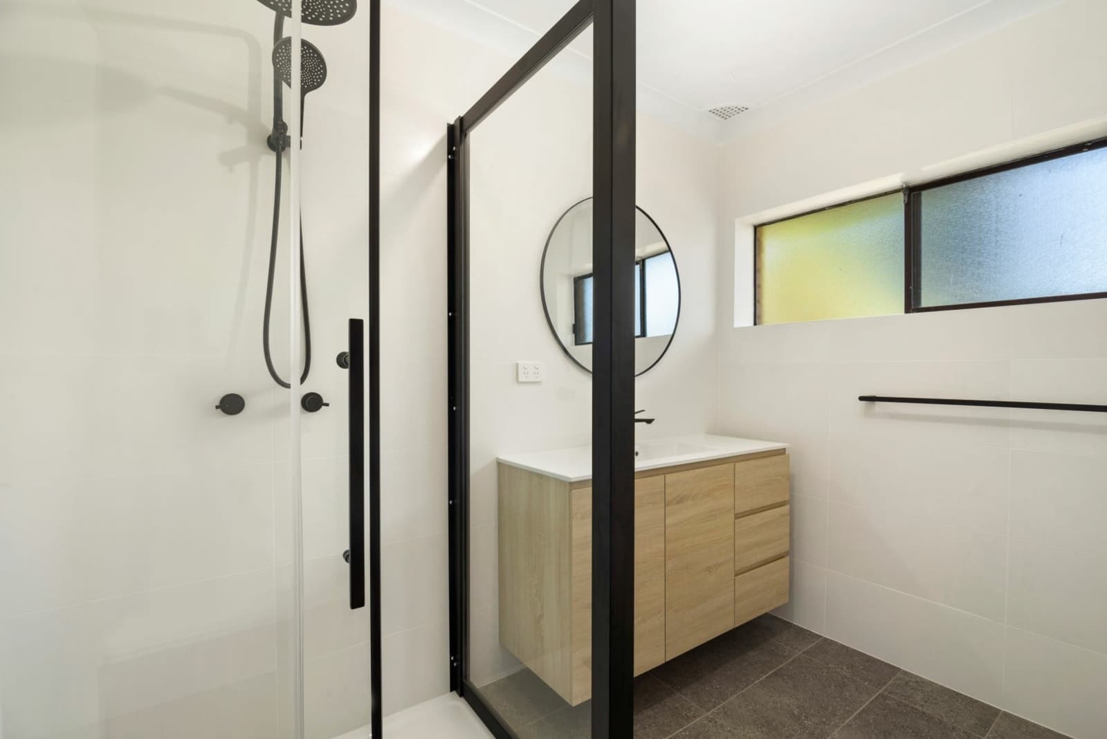 72 Stanley Street, BATHURST, Bathurst - Thumbnail 2