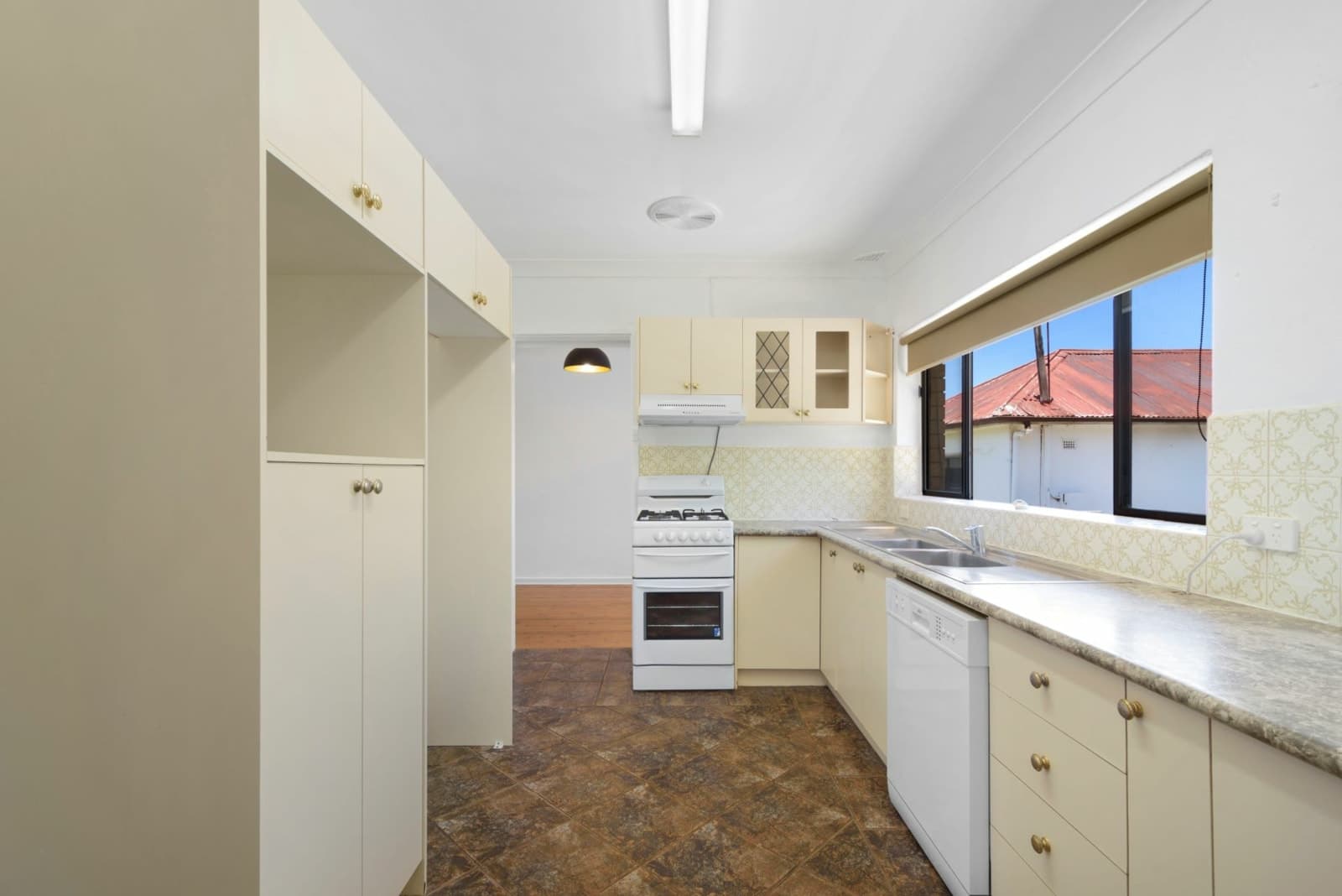 72 Stanley Street, BATHURST, Bathurst - Thumbnail 6
