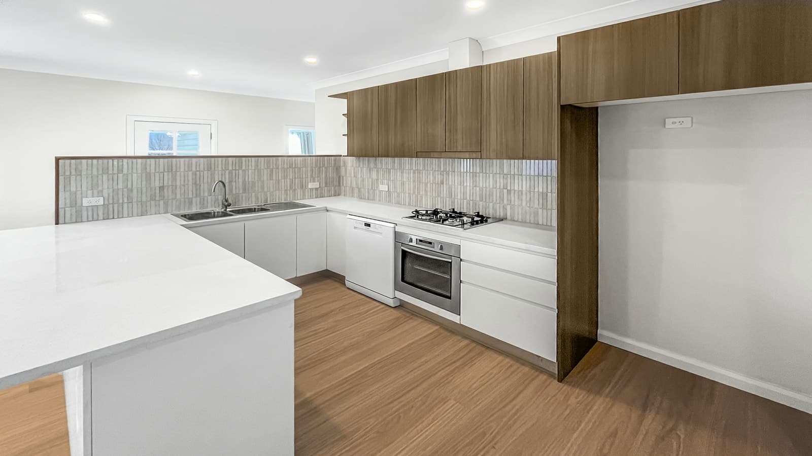 17 Cripps Avenue, WALLERAWANG, Wallerawang - Thumbnail 2