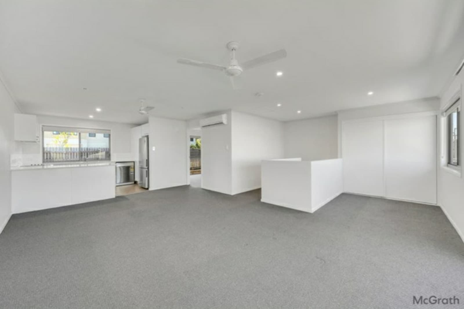 6/23 Roberts Street, GLADSTONE SOUTH, South Gladstone - Image 1