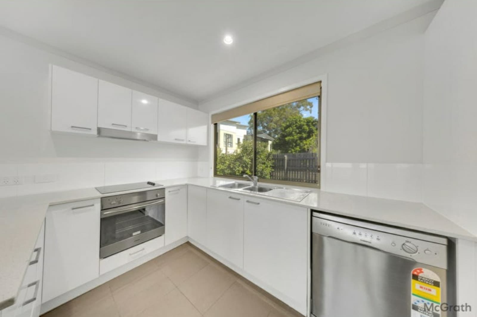 6/23 Roberts Street, GLADSTONE SOUTH, South Gladstone - Thumbnail 7