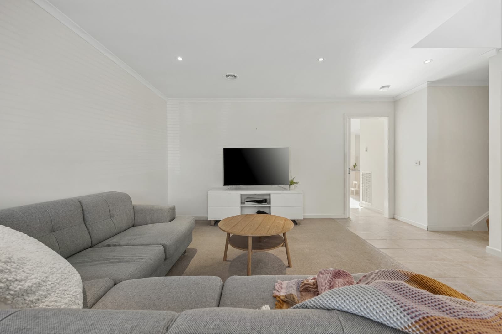 5 Taunton Place, LAKE GARDENS, Lake Gardens - Thumbnail 6