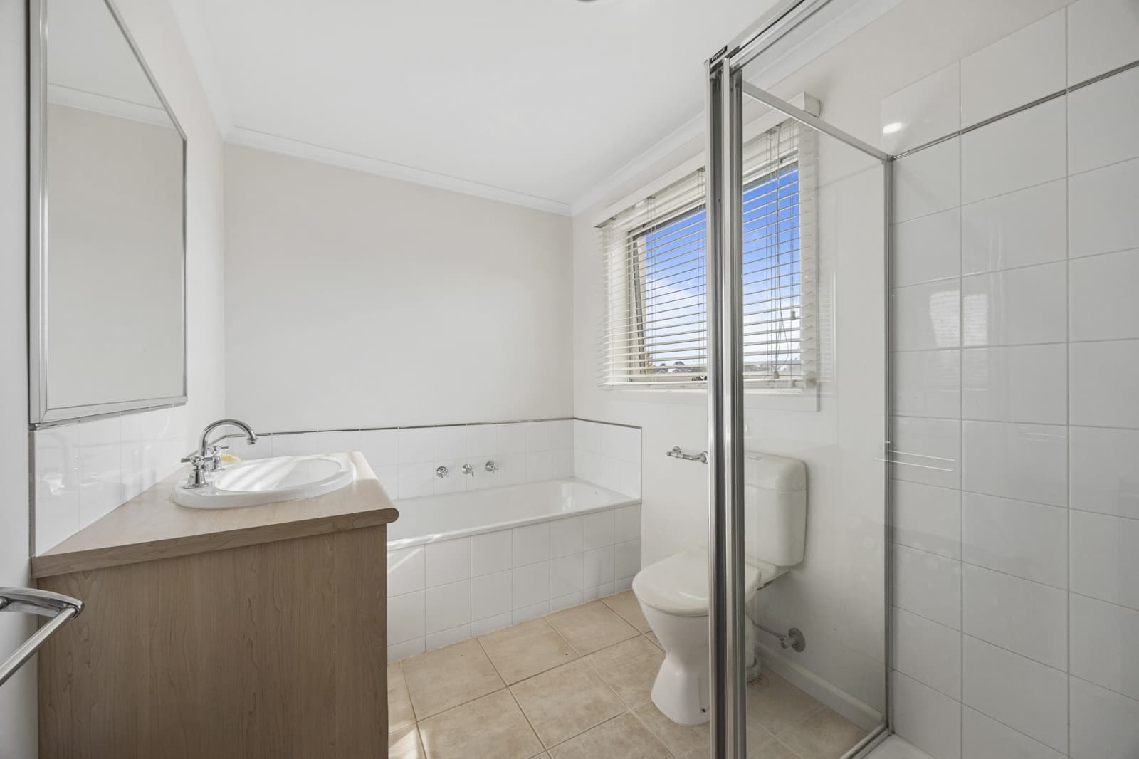 5 Taunton Place, LAKE GARDENS, Lake Gardens - Thumbnail 7