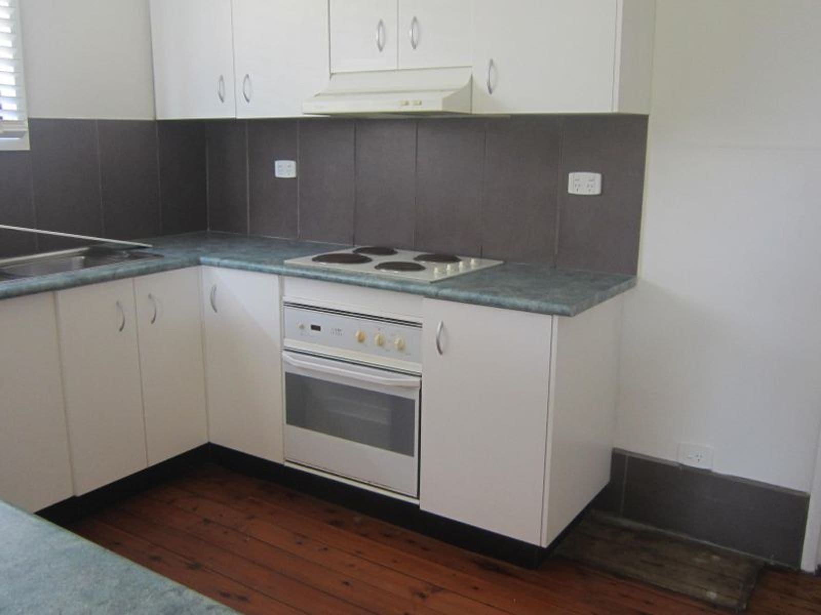 5 Henry Street, Belmont NSW 2280, Belmont - Thumbnail 2